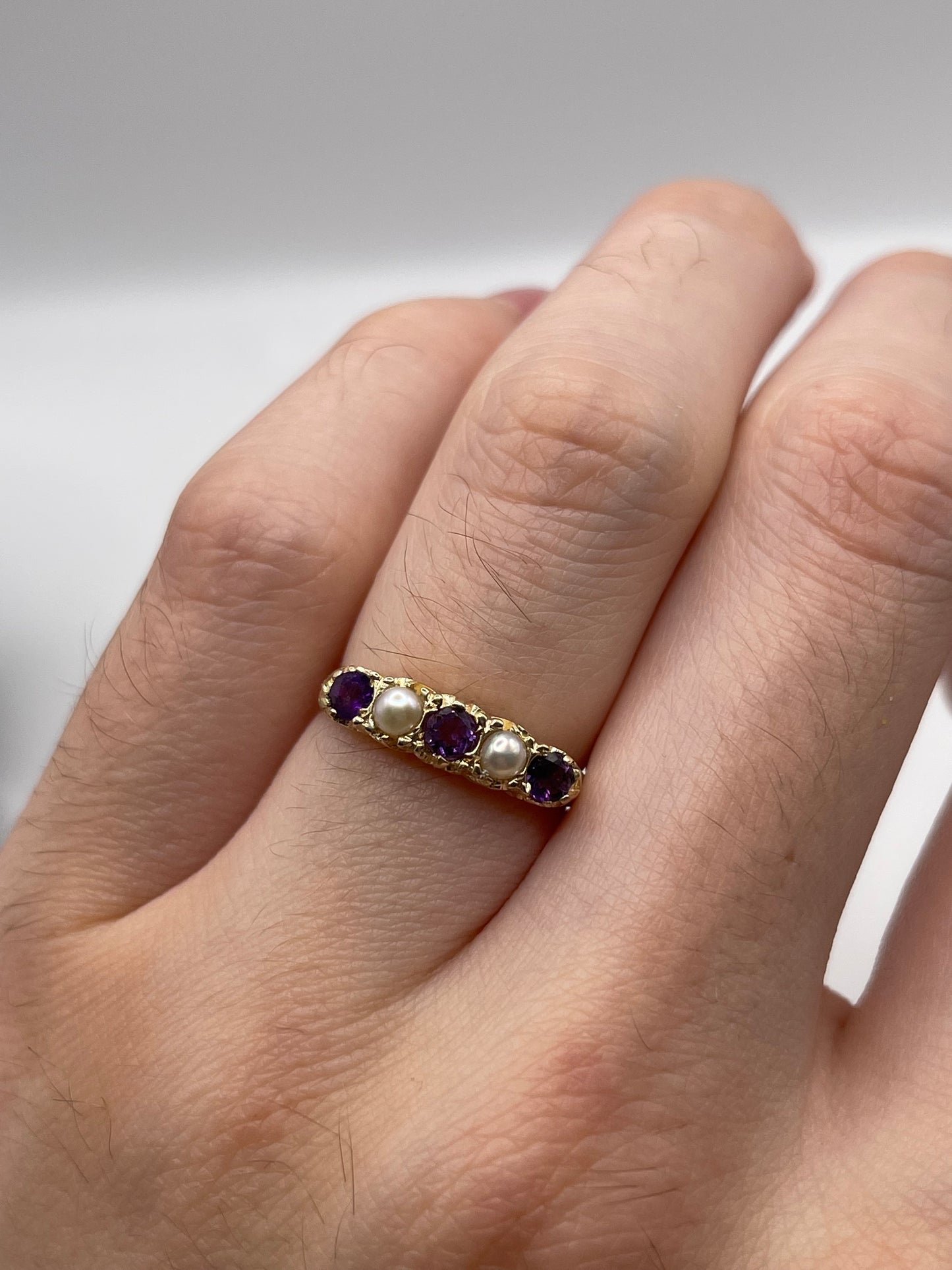 9ct gold amethyst and pearl ring