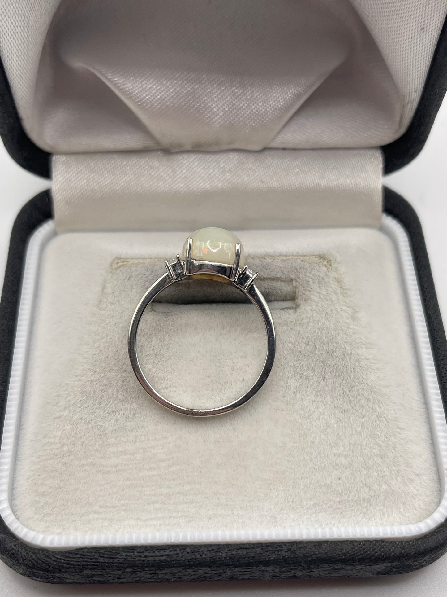 9ct white gold opal and zircon ring