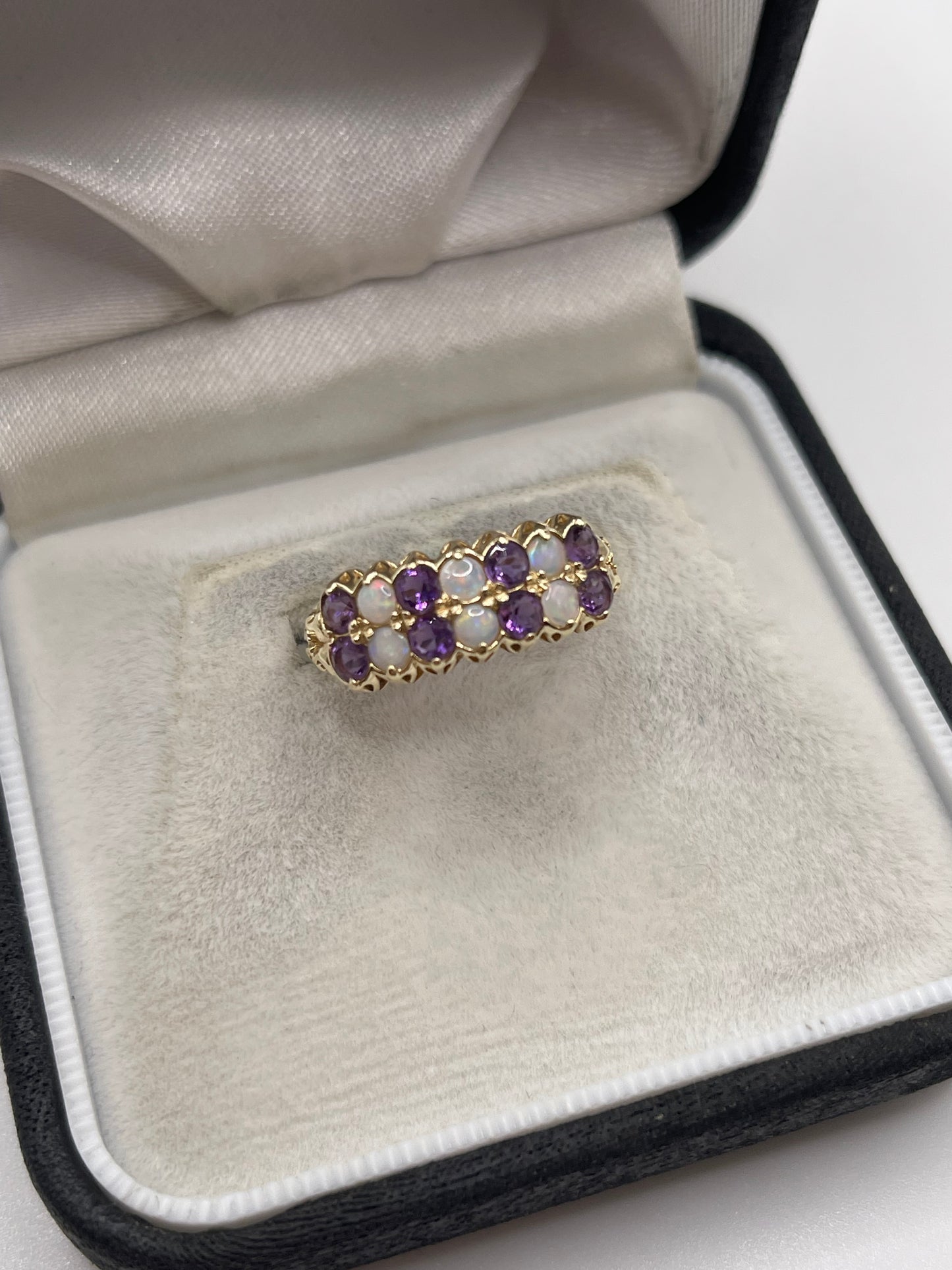 9ct gold opal and amethyst ring