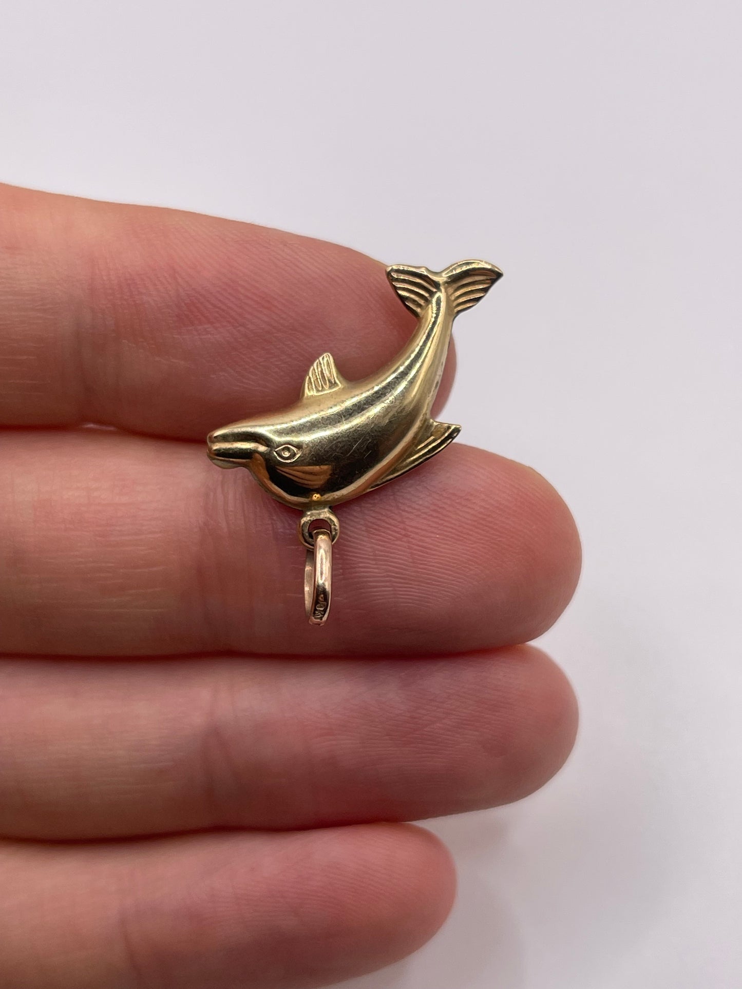 9ct gold enamelled dolphin charm