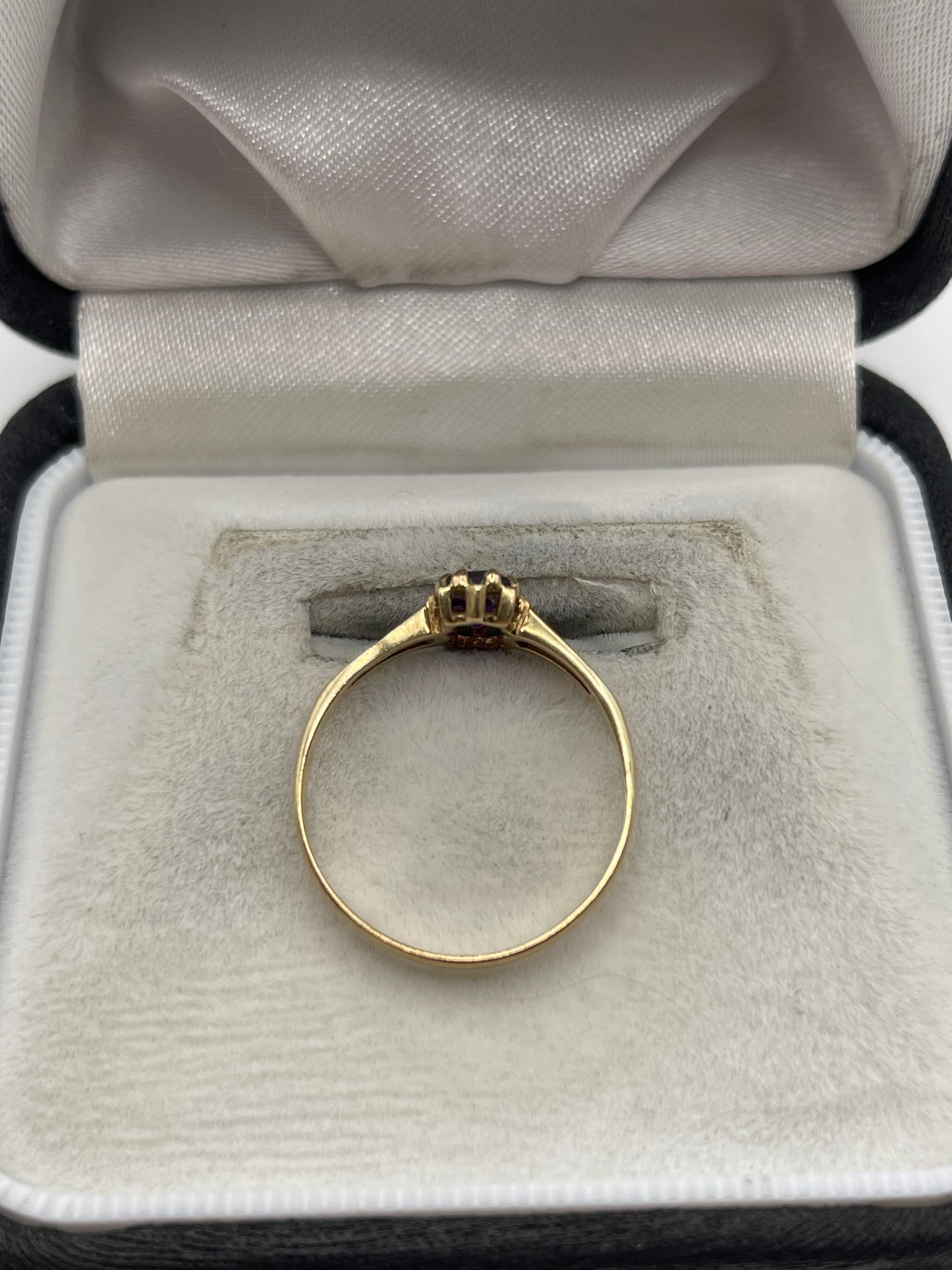 9ct gold amethyst ring