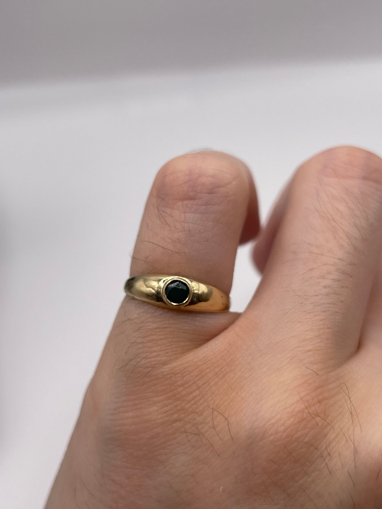9ct gold green agate gypsy ring
