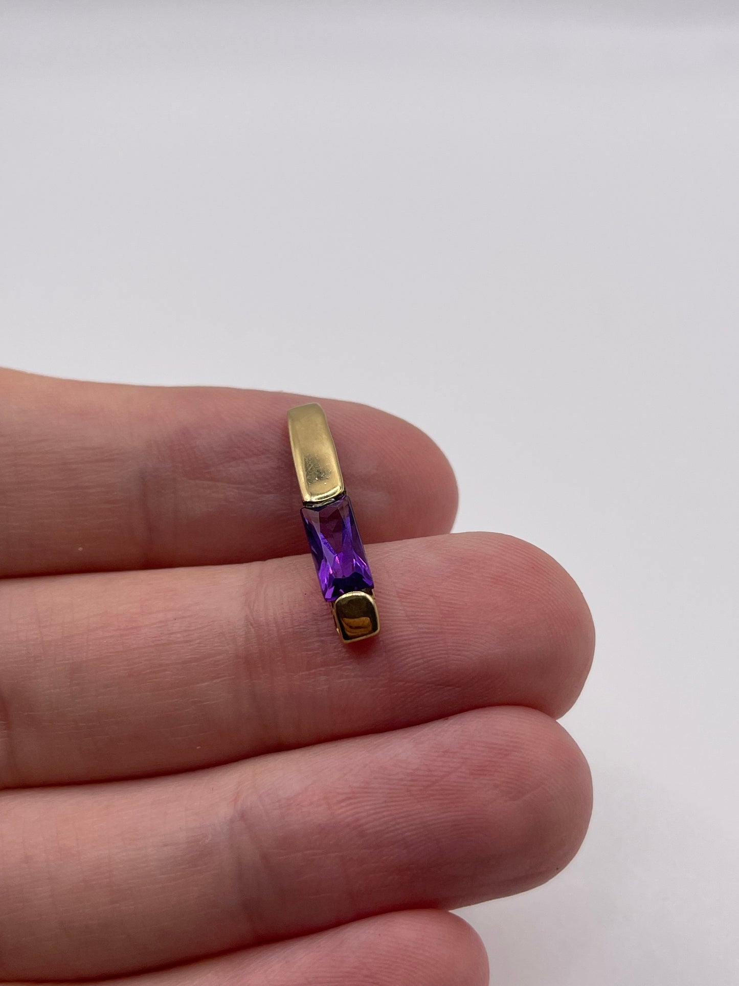 9ct gold amethyst pendant