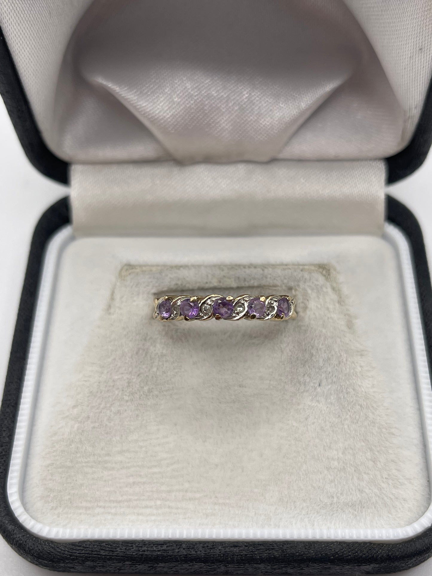 9ct gold amethyst and diamond ring