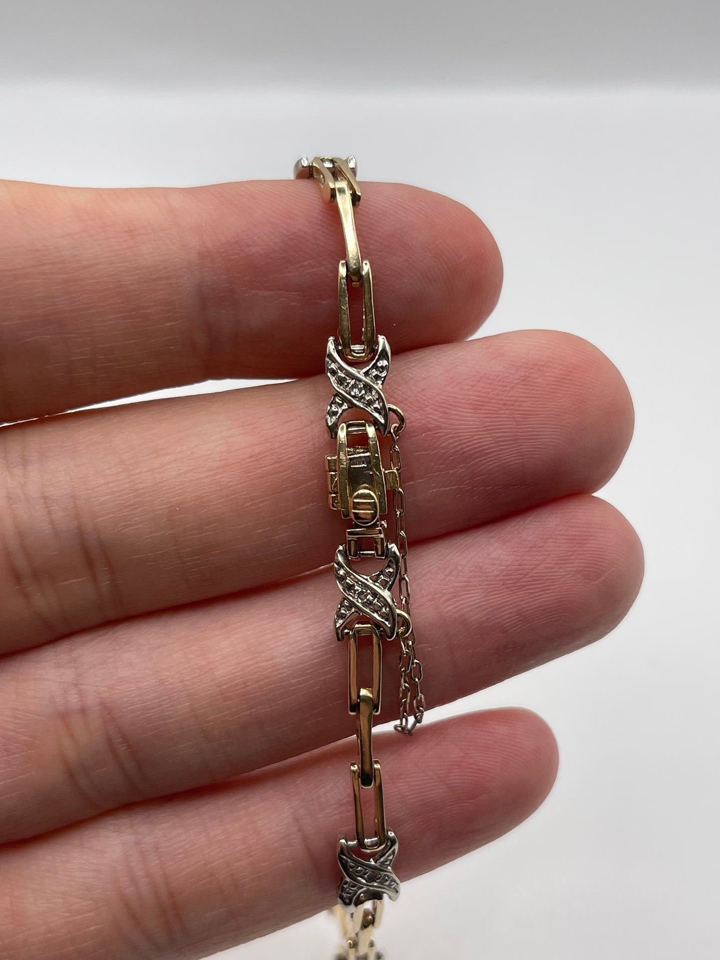 9ct gold diamond bracelet