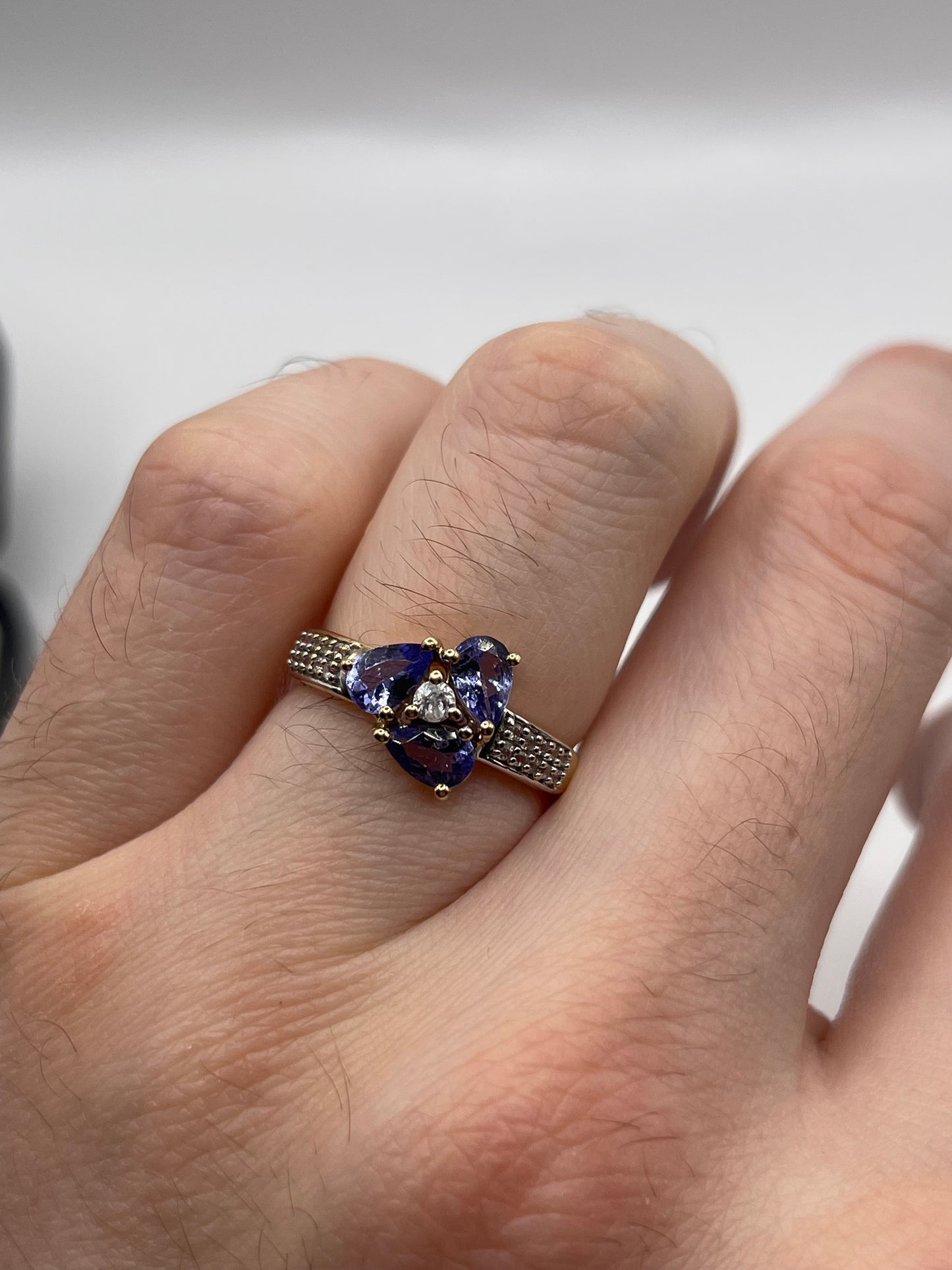 9ct gold tanzanite and zircon ring