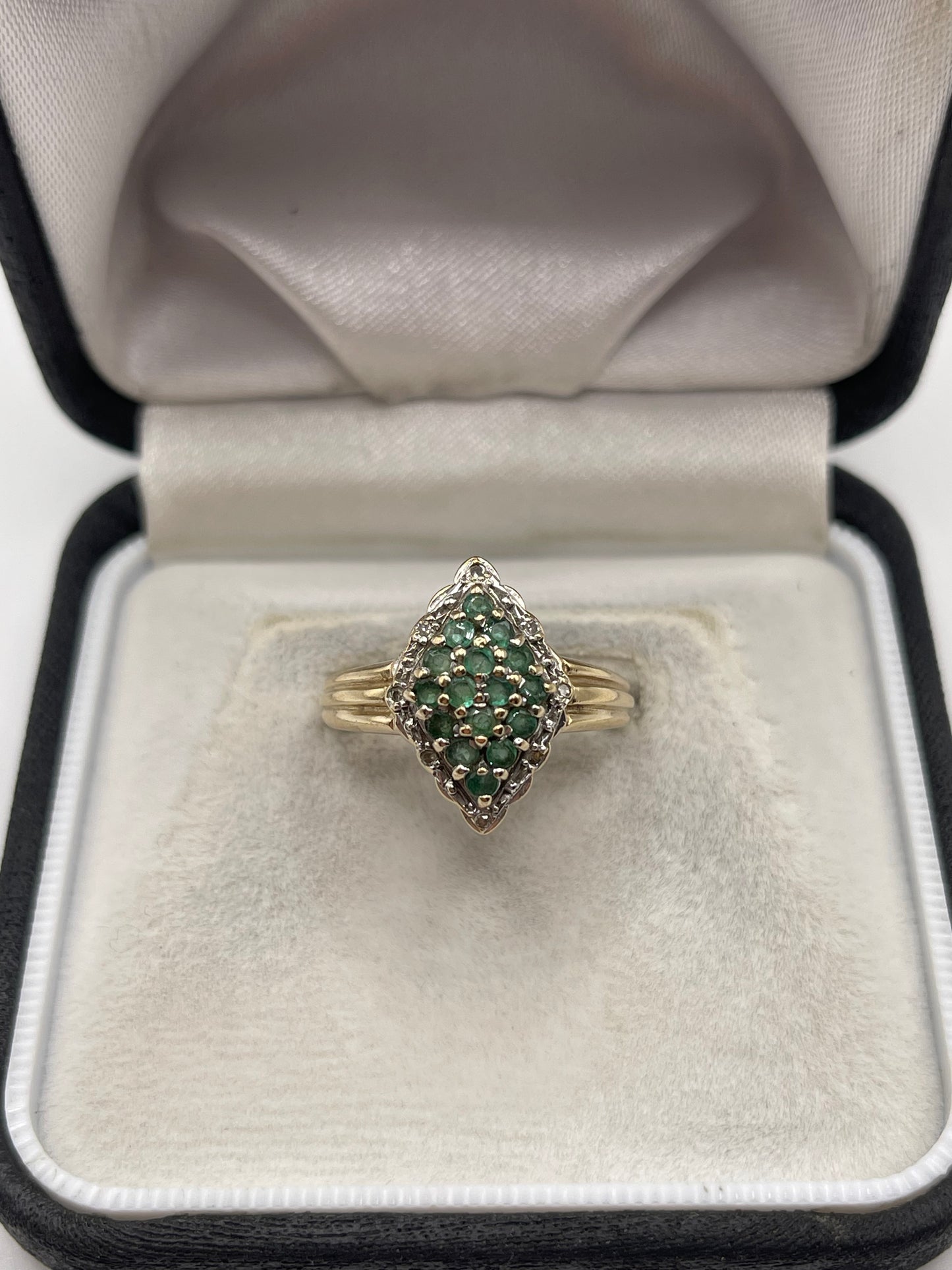 9ct gold emerald and diamond ring