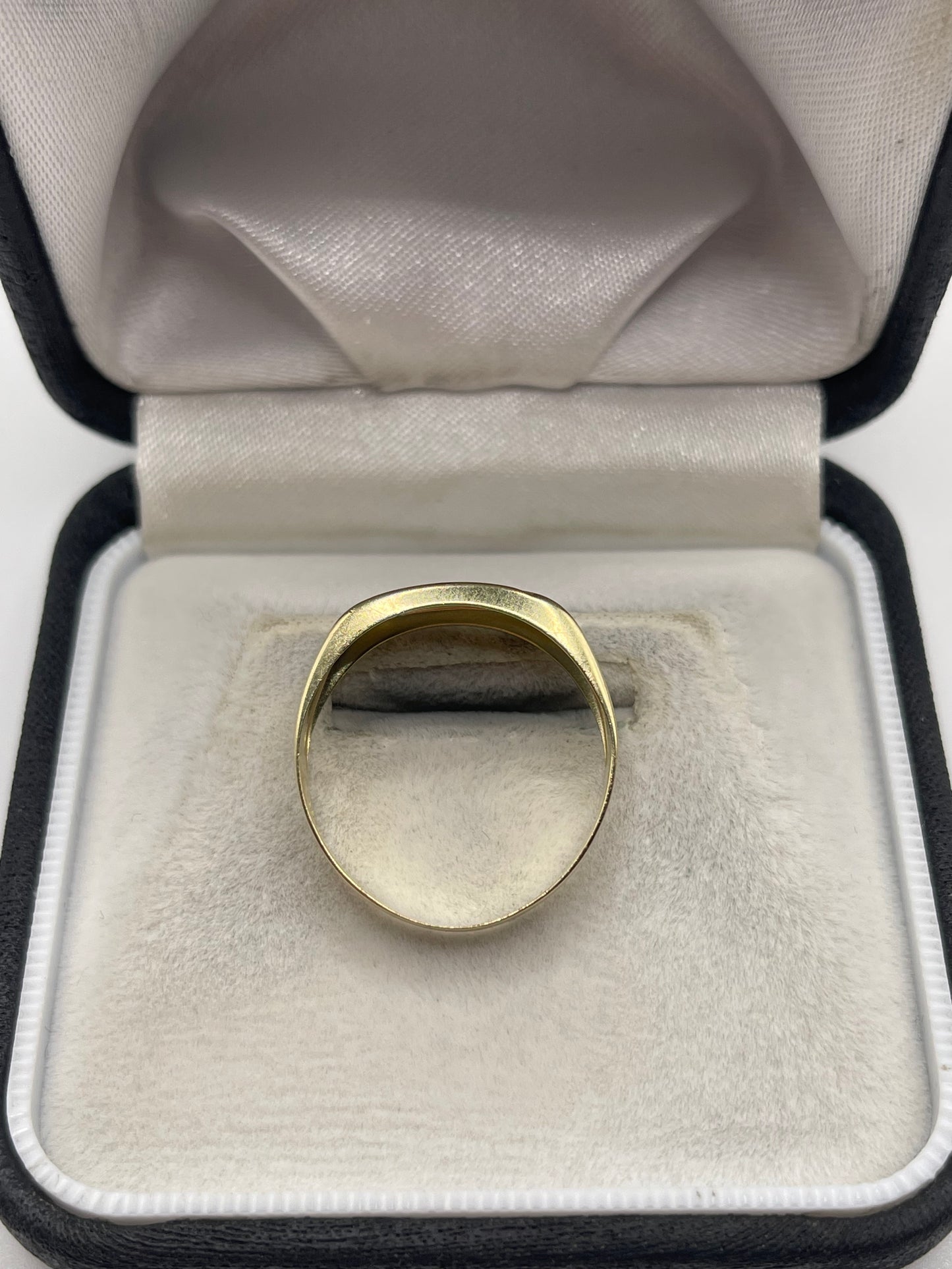 9ct gold diamond signet ring