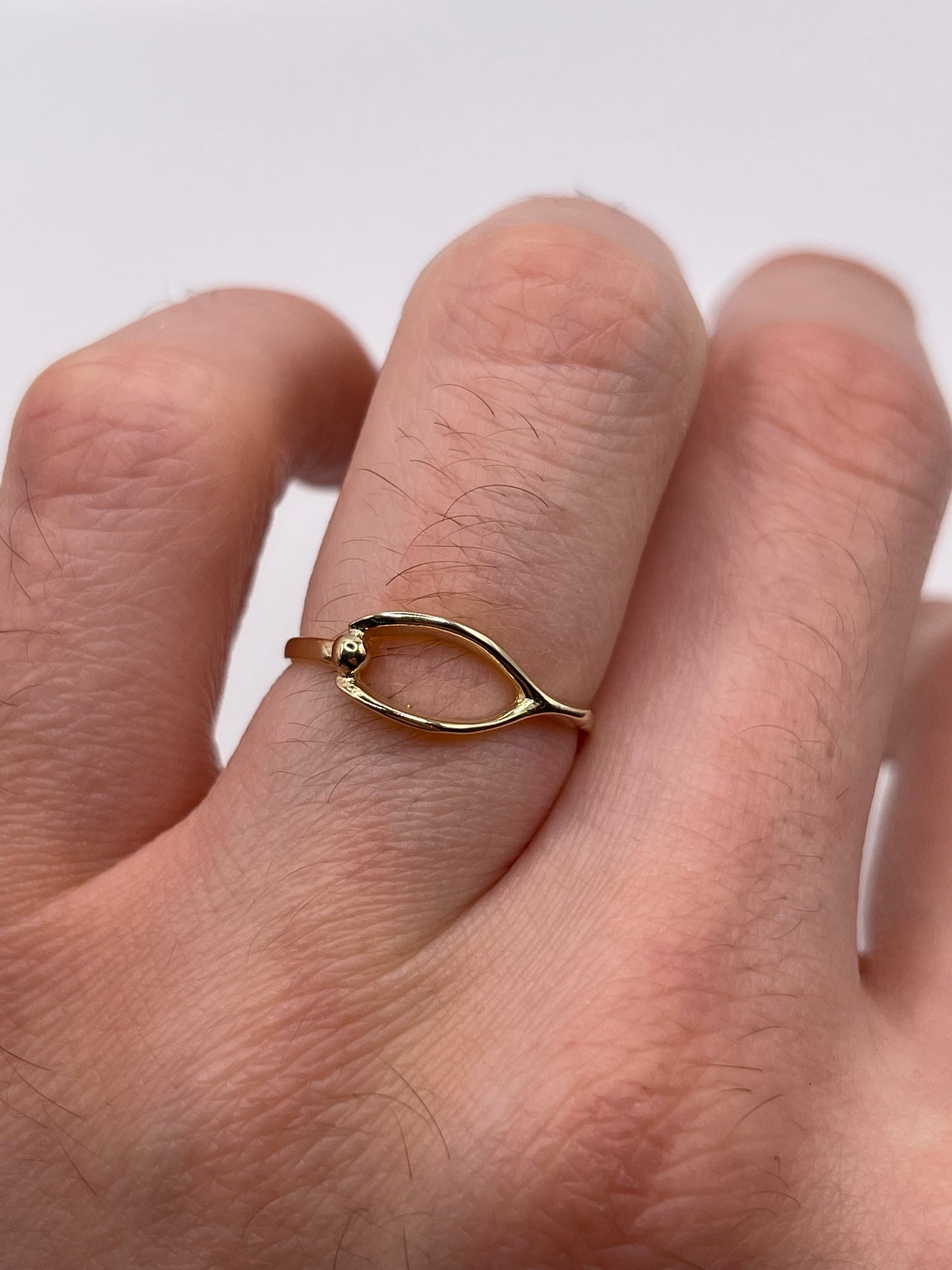 9ct gold wishbone ring