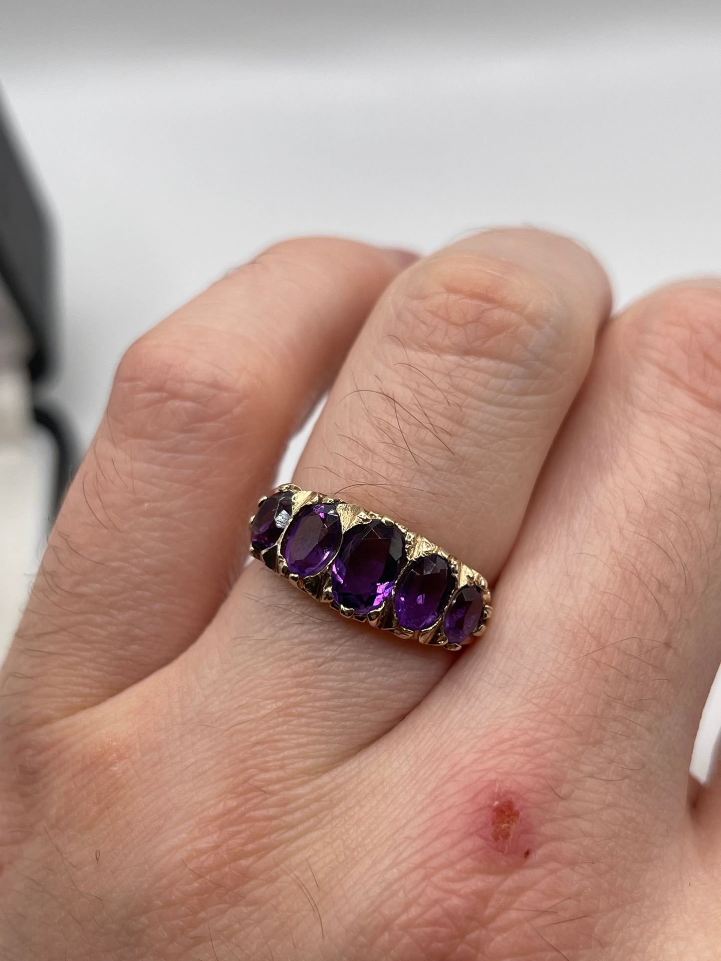 9ct gold amethyst ring