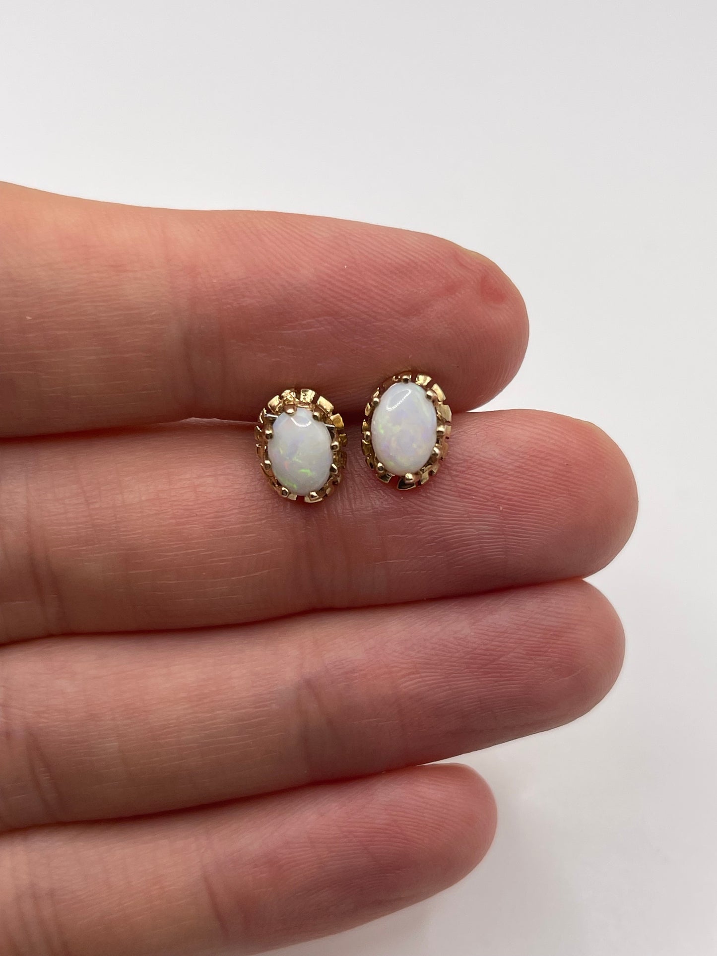 9ct gold opal earrings