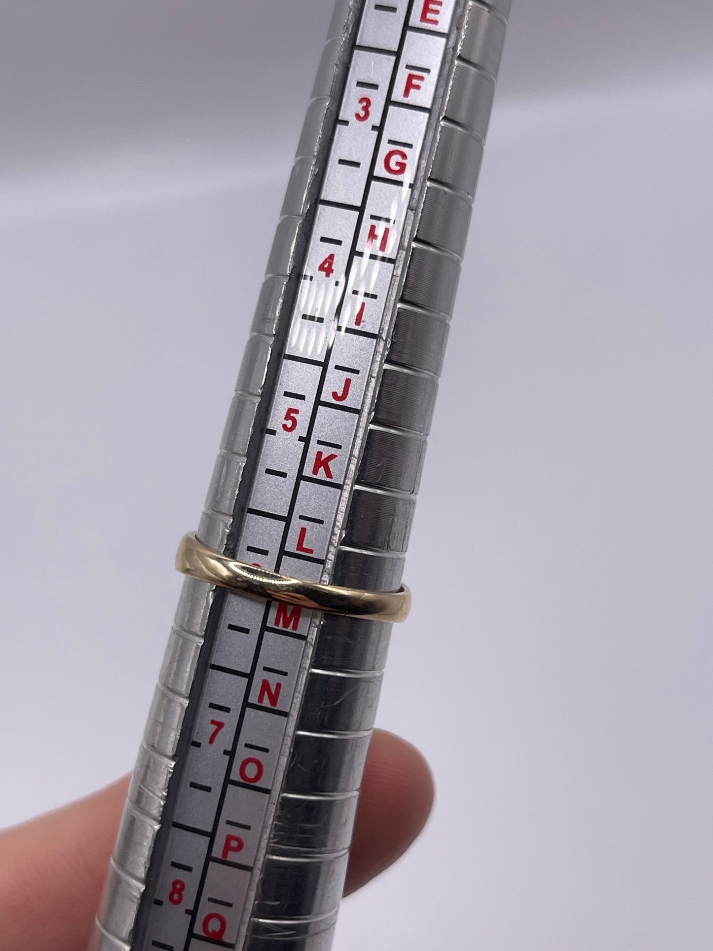 9ct gold citrine and diamond gypsy ring