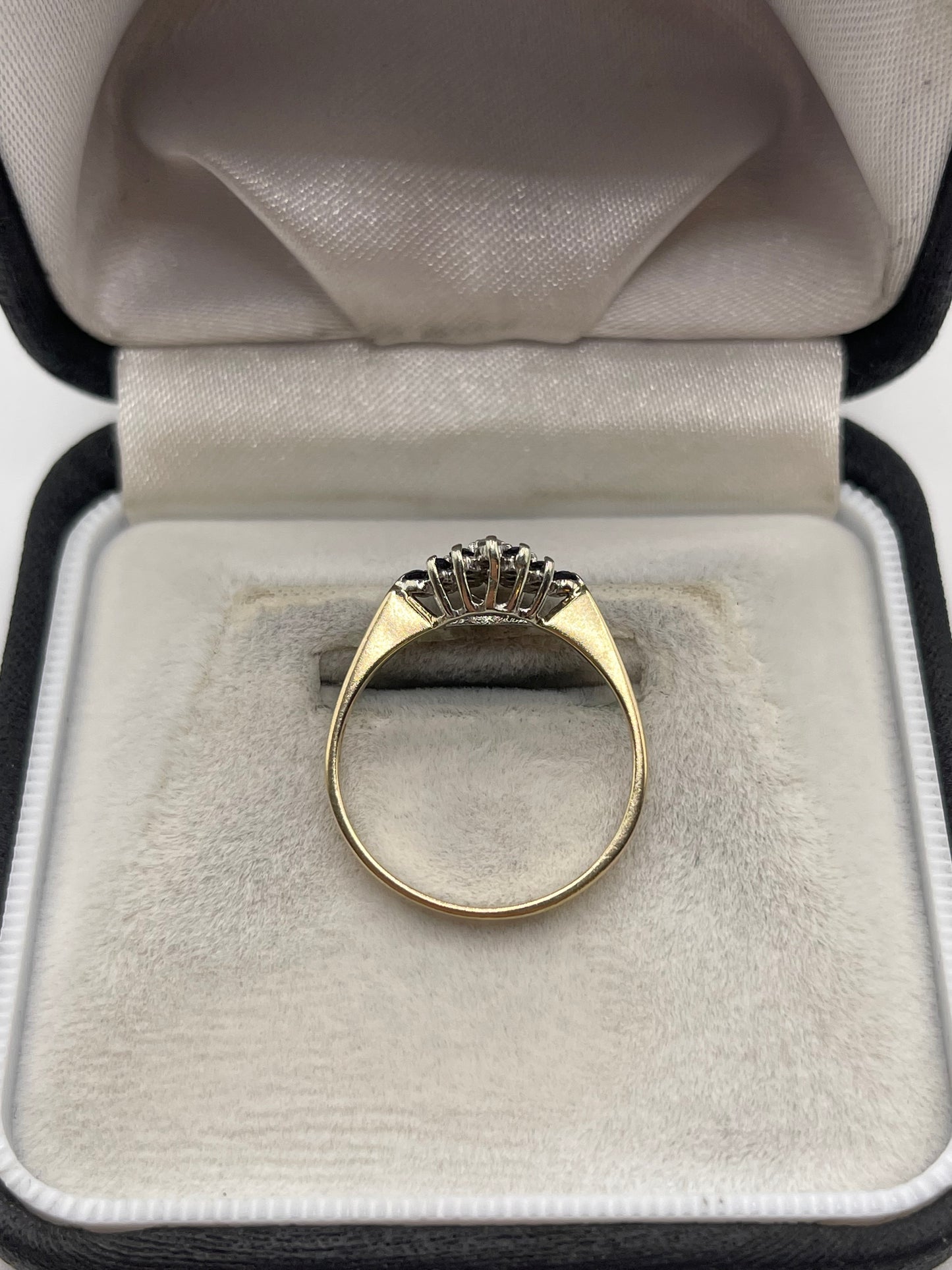 9ct gold sapphire and diamond ring
