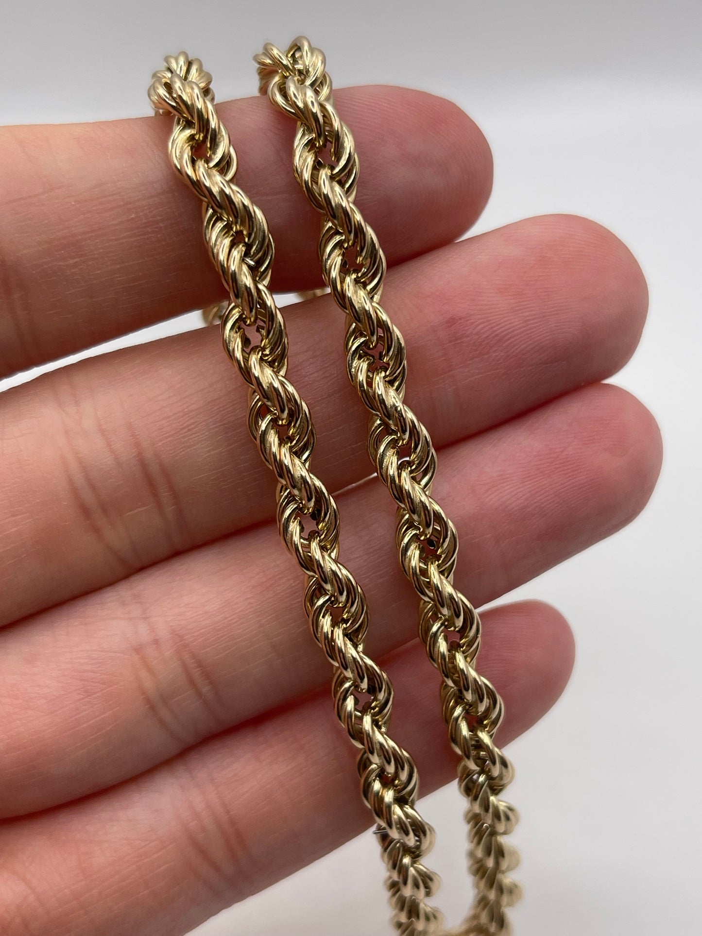 9ct gold chain 410