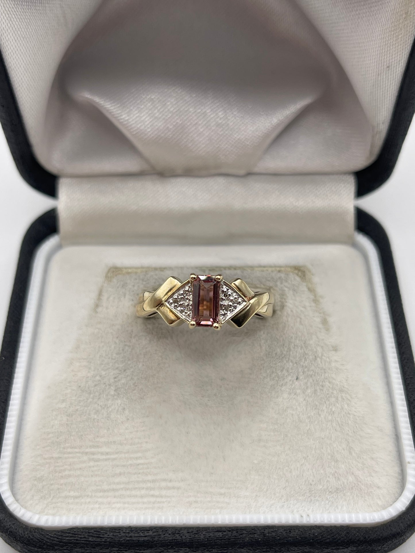 9ct gold tourmaline and diamond ring