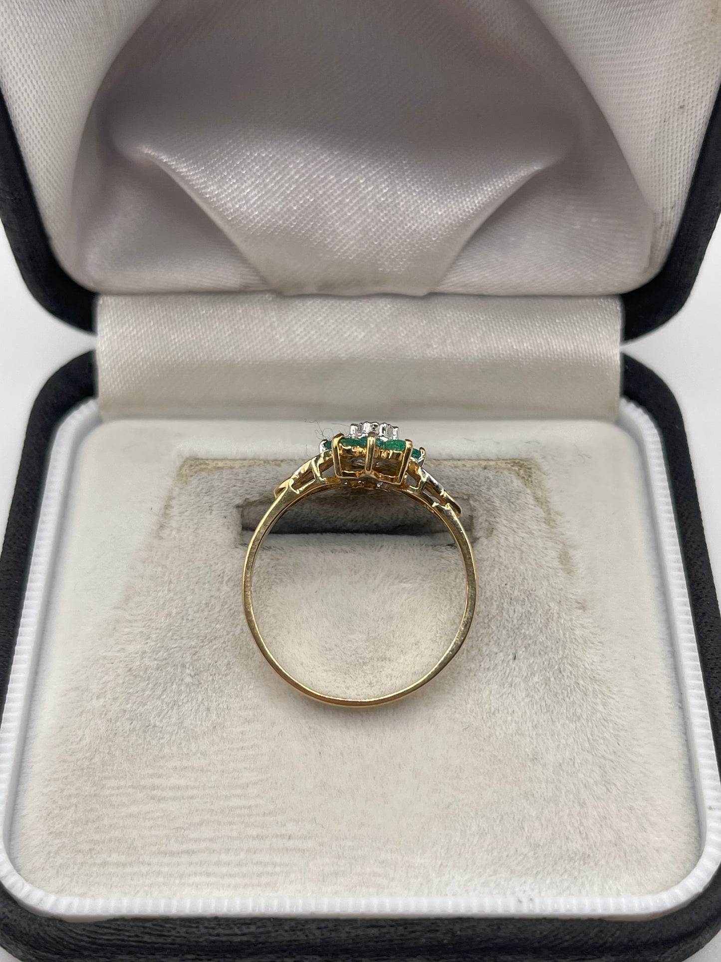 9ct gold emerald and diamond ring