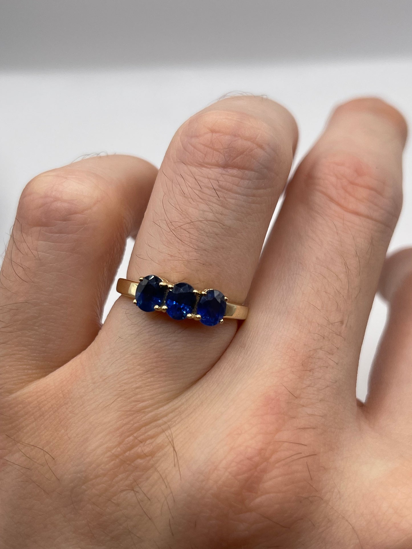 9ct gold kyanite ring
