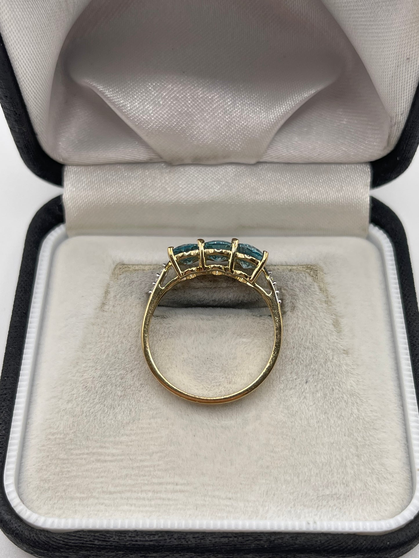 9ct gold blue and white zircon ring