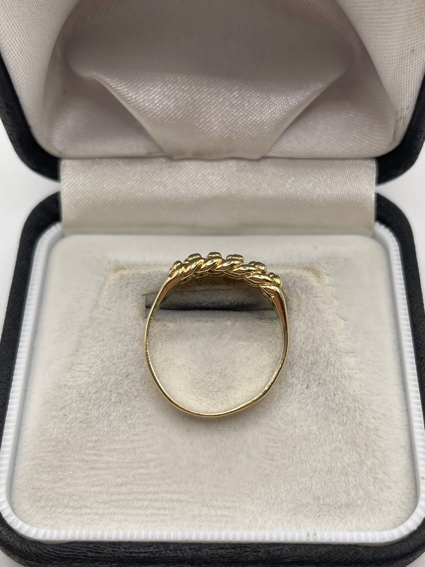 9ct gold keepers ring