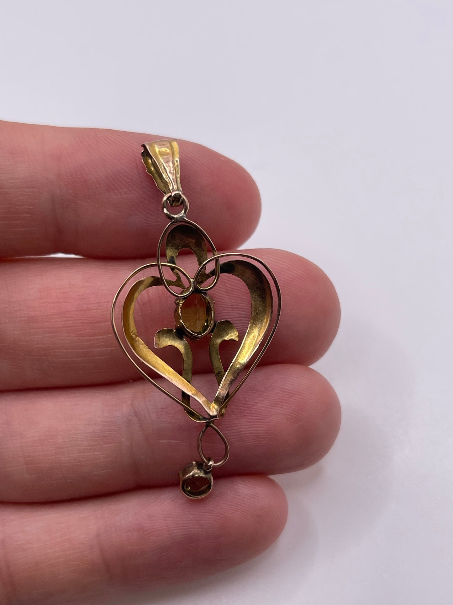 Antique 9ct gold peridot pendant