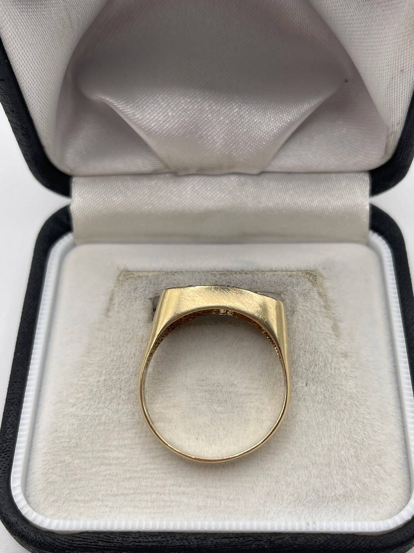 9ct gold cz gypsy ring