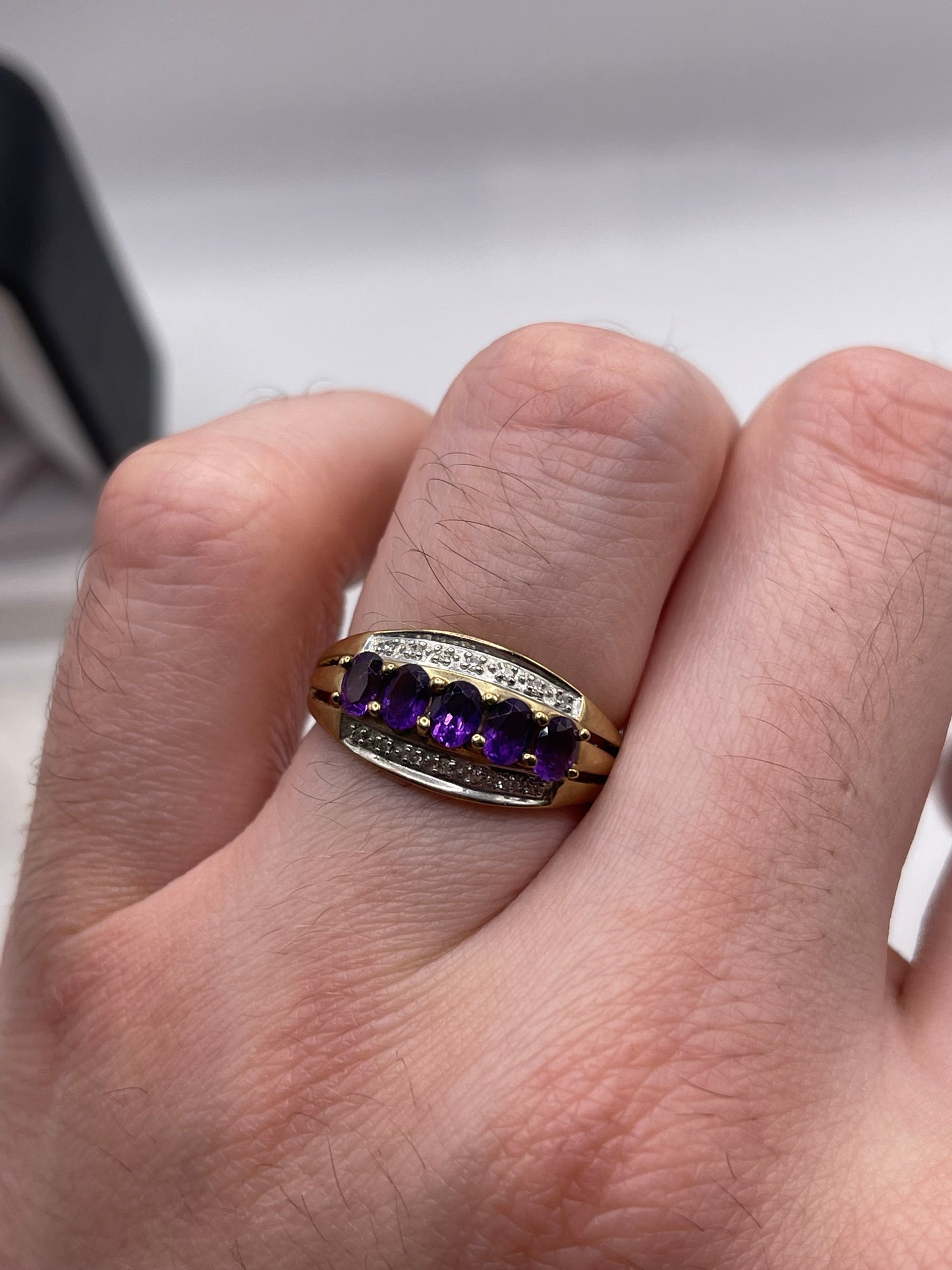 9ct gold amethyst and diamond ring