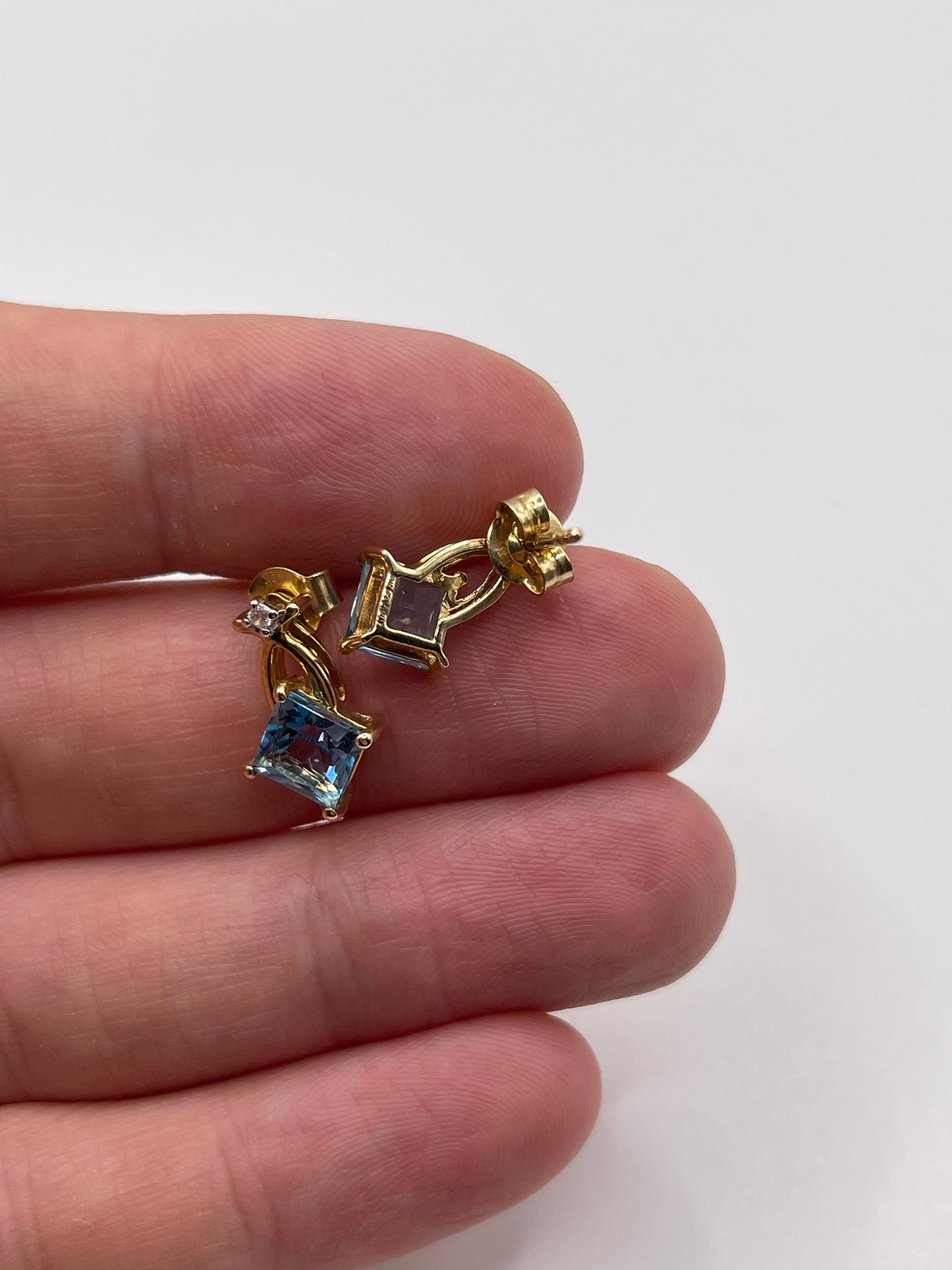 9ct gold topaz earrings