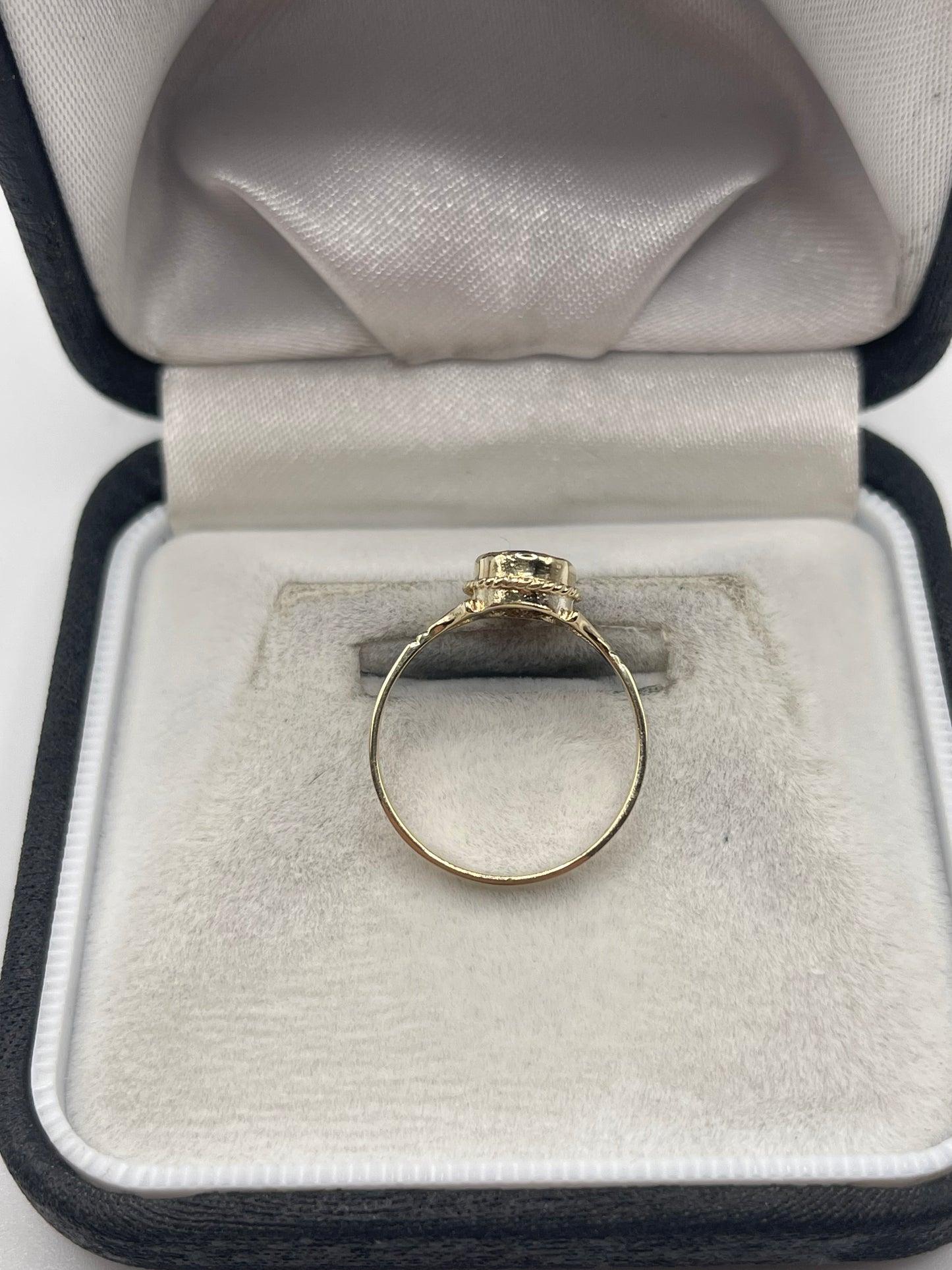 9ct gold iolite ring