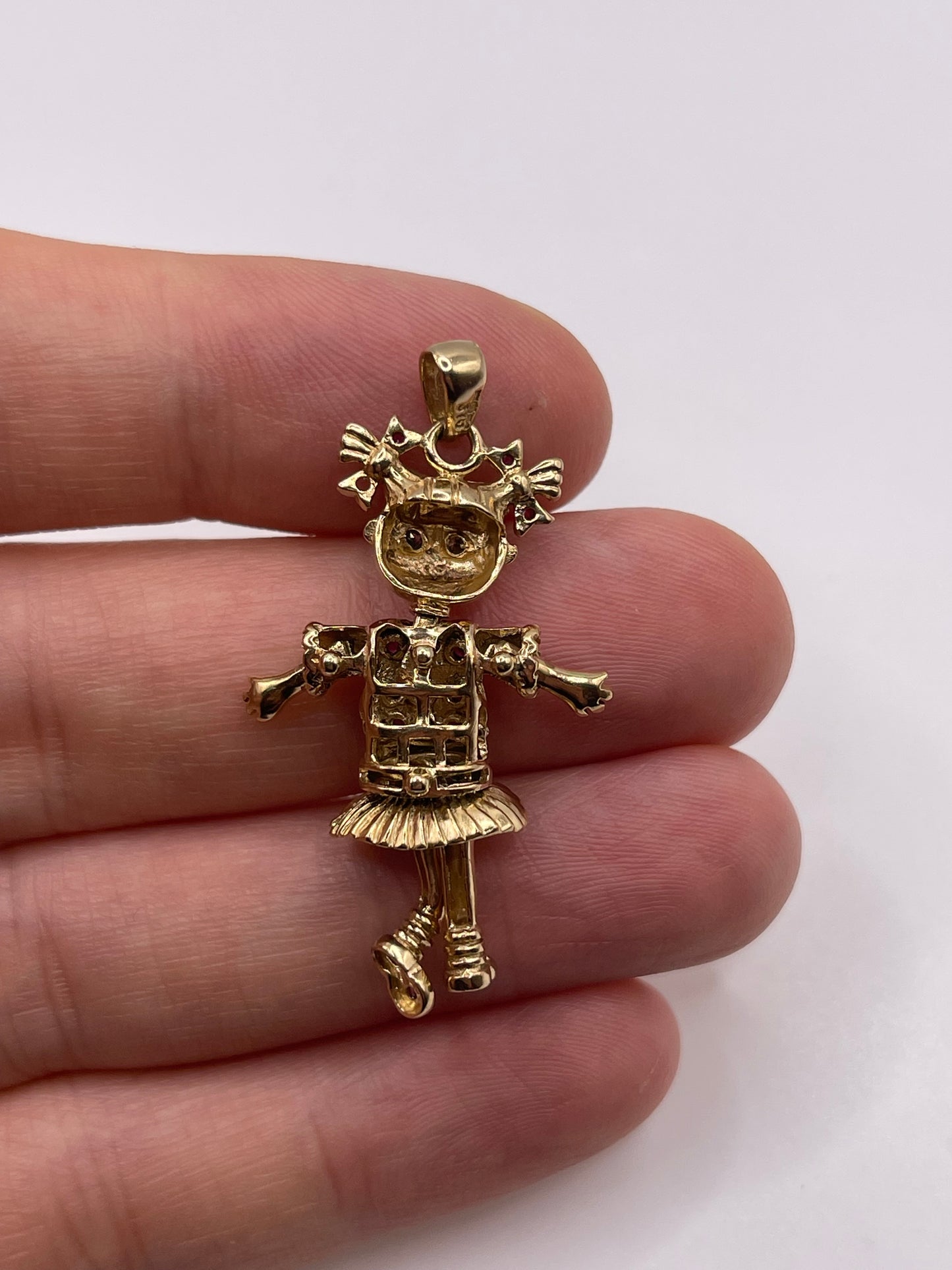 9ct gold Angelica pendant