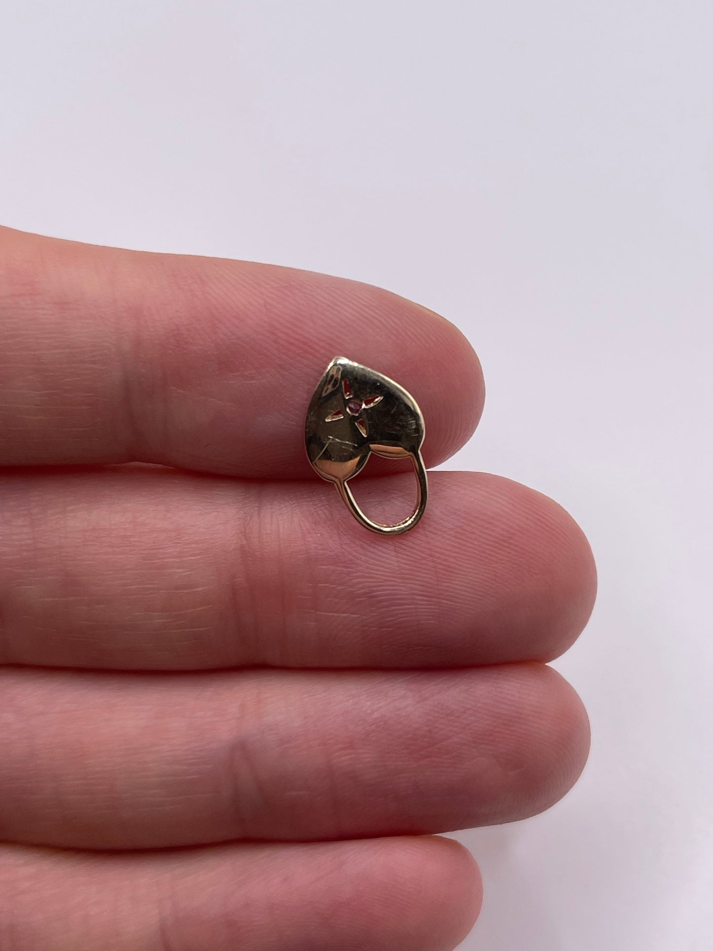 9ct gold blue topaz heart pendant