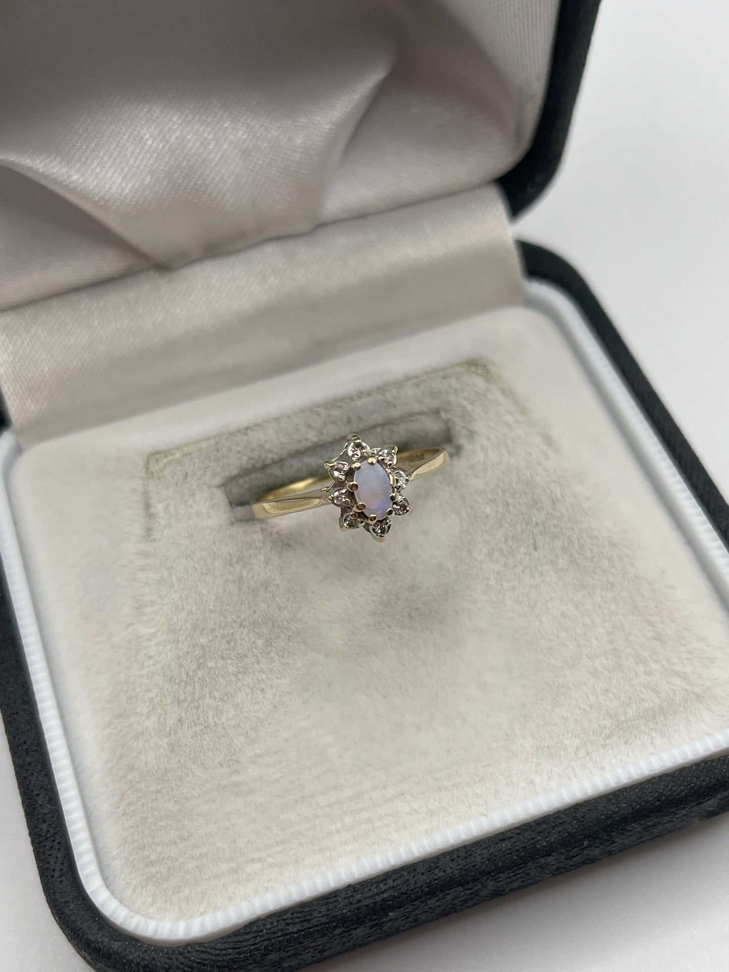 9ct gold opal and diamond ring