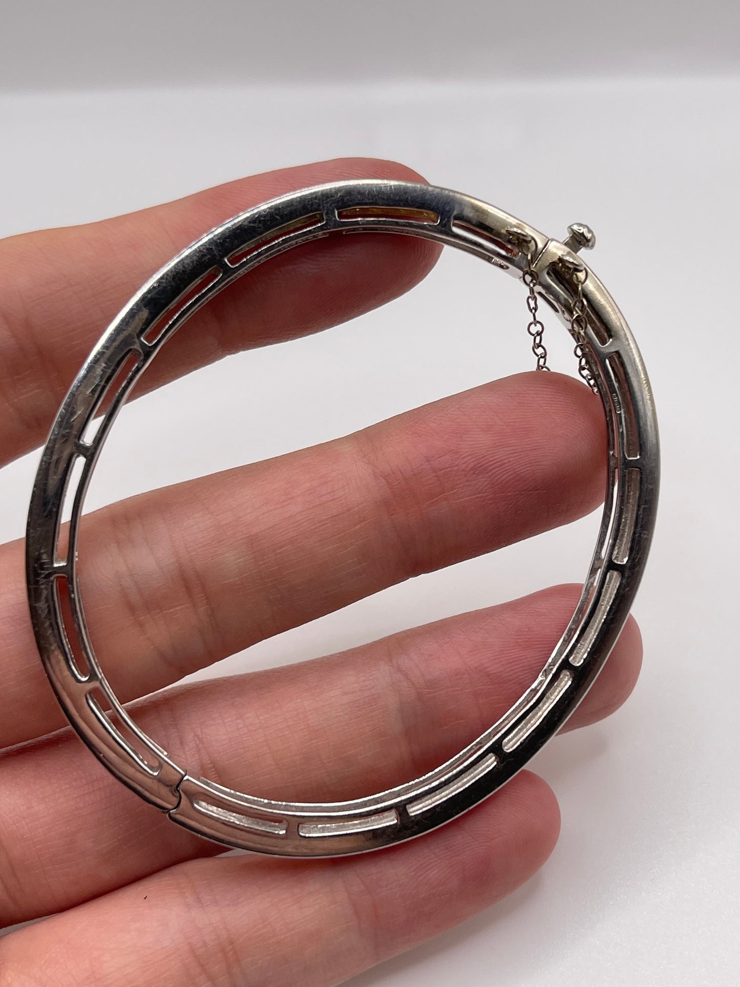Heavy 9ct white gold multi coloured sapphire bangle