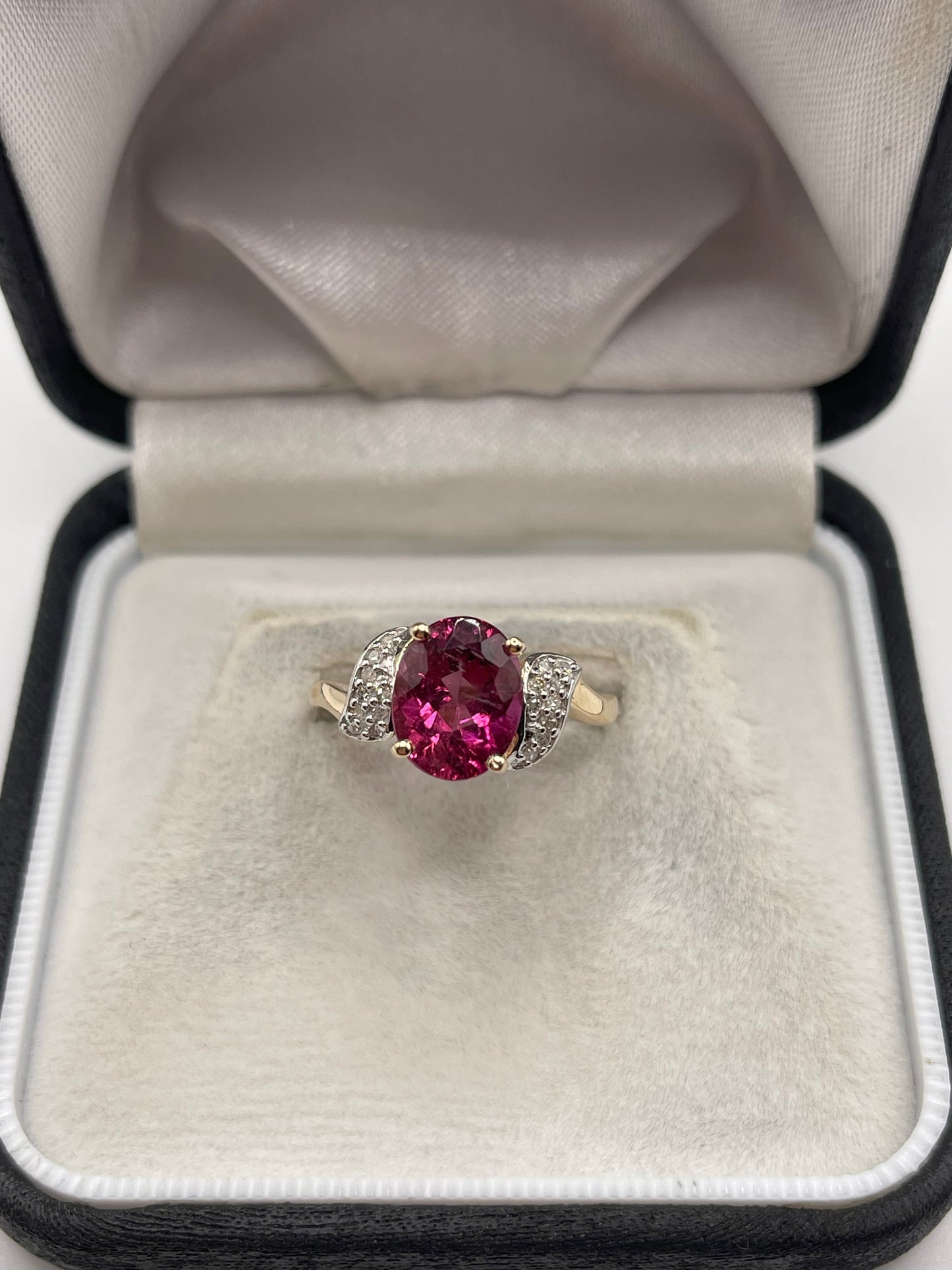 9ct gold tourmaline and diamond ring