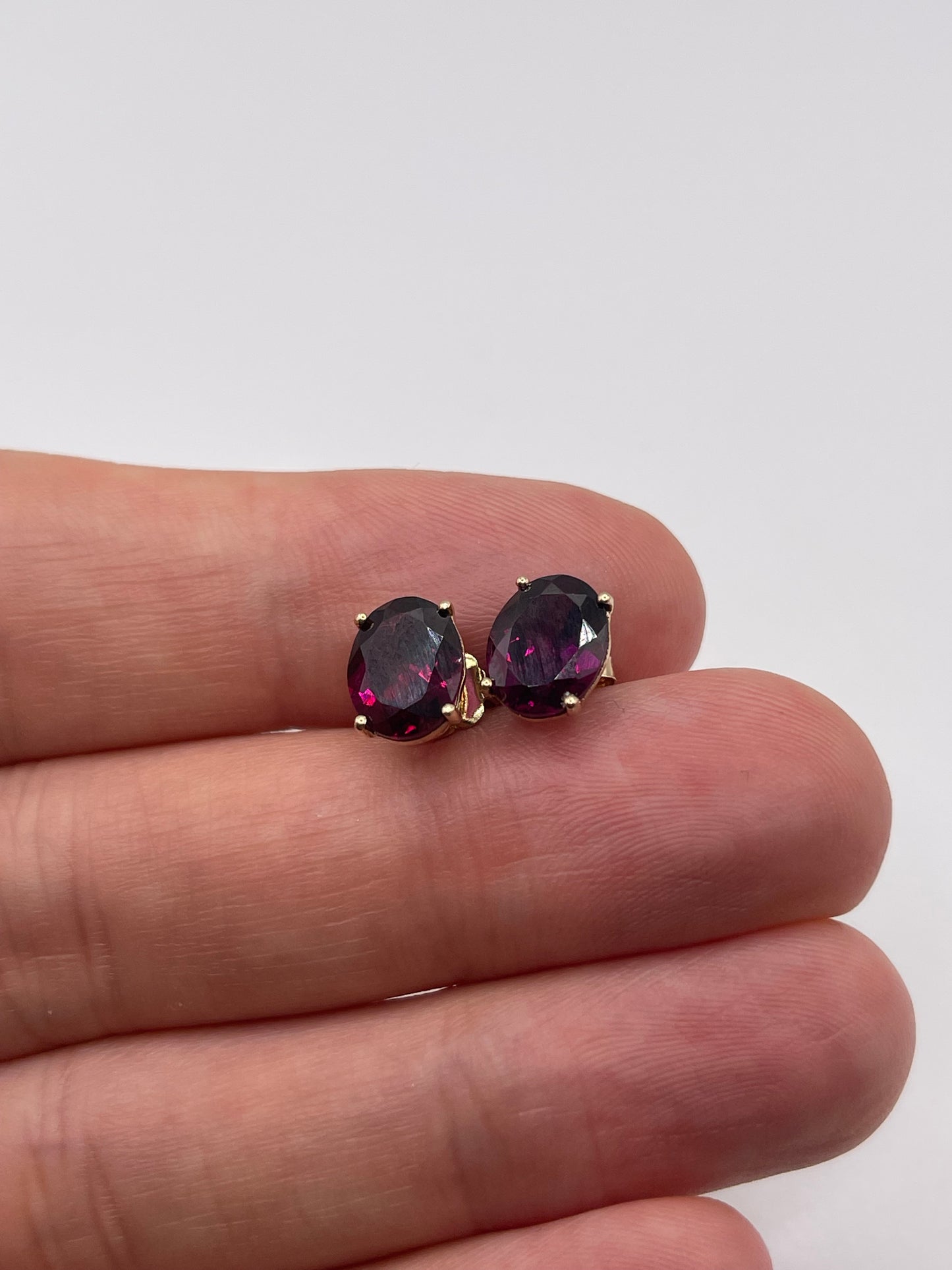 9ct gold almandine garnet earrings