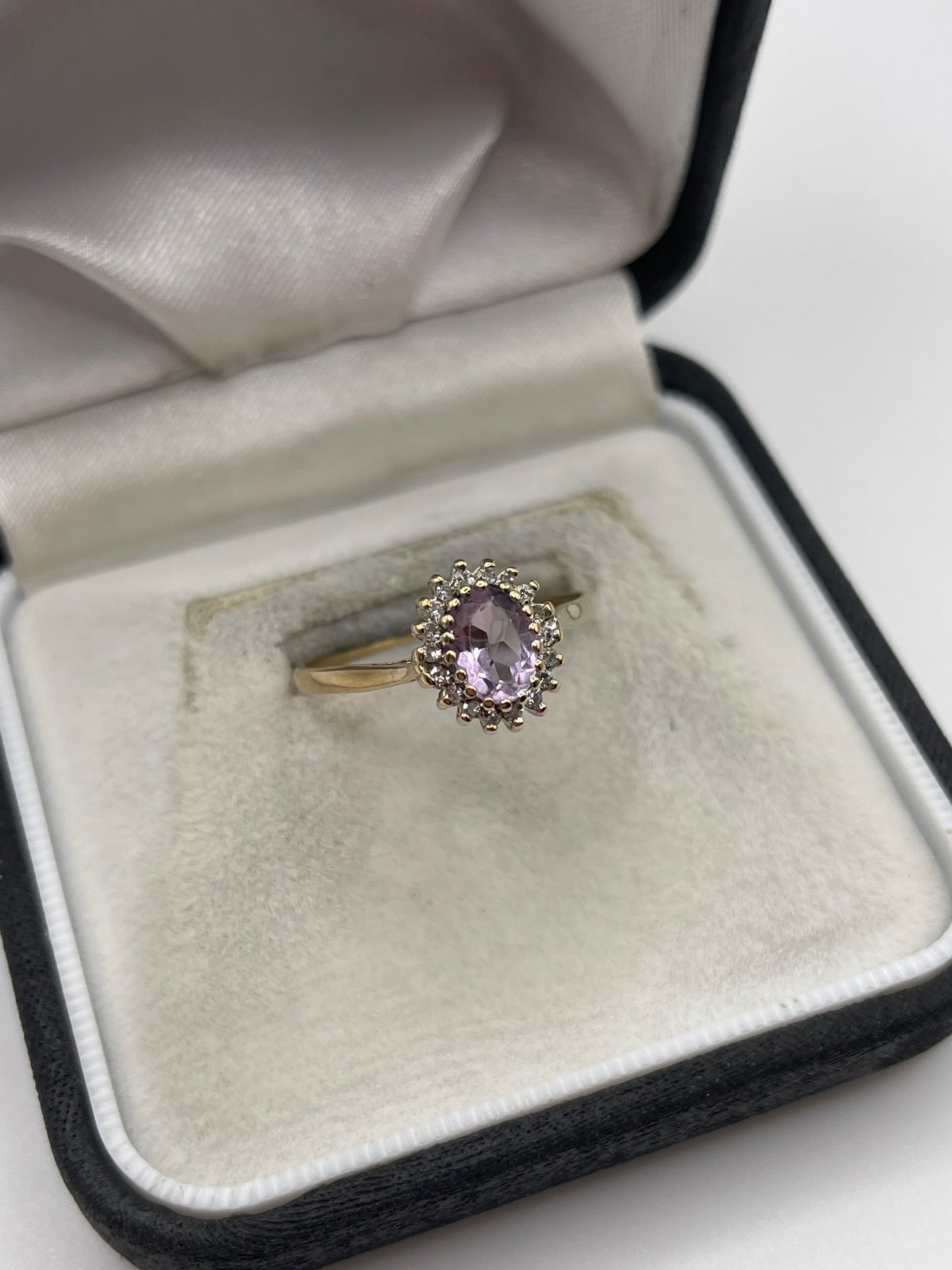 9ct gold amethyst and diamond ring