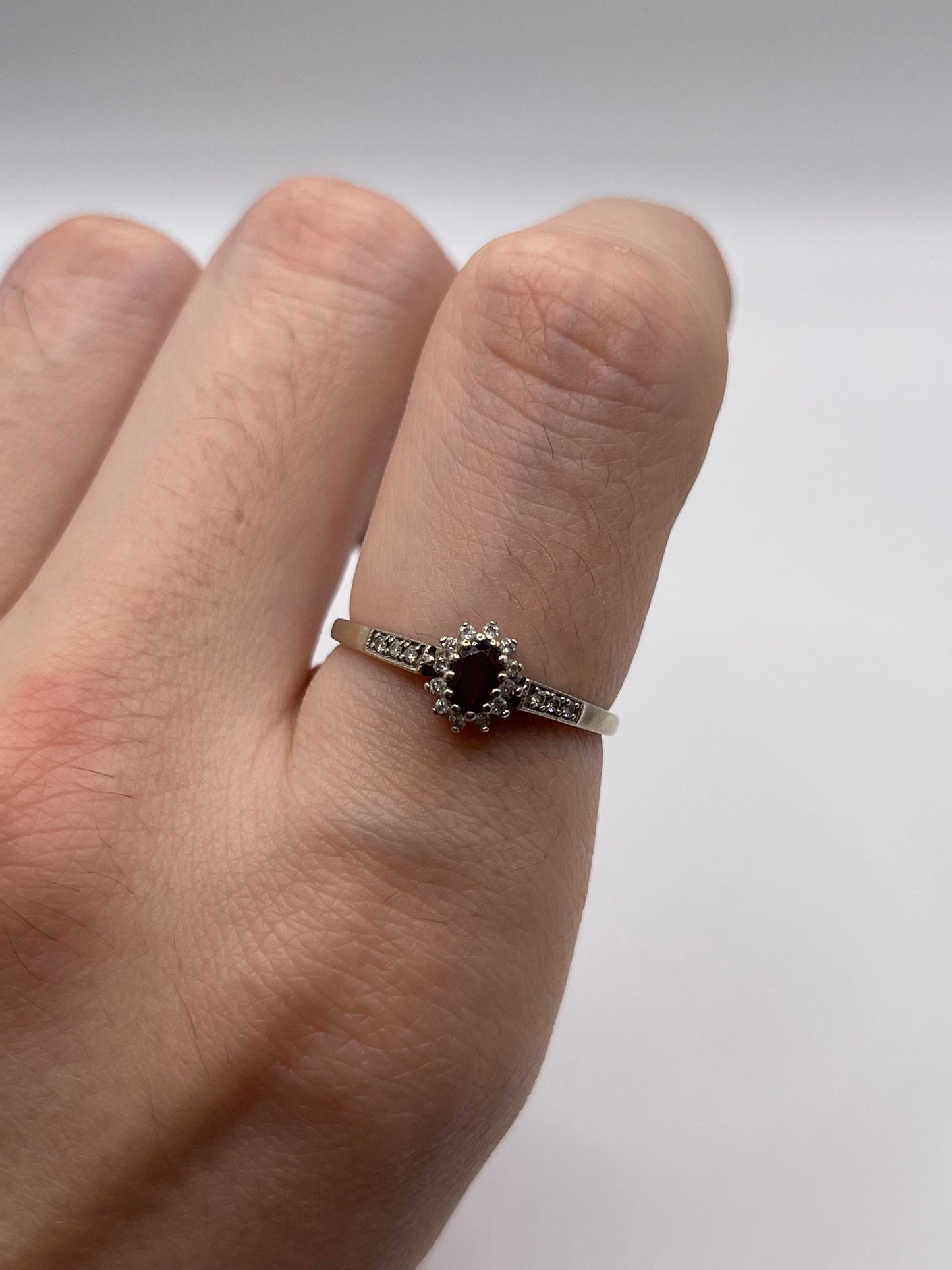 9ct white gold ruby and diamond ring
