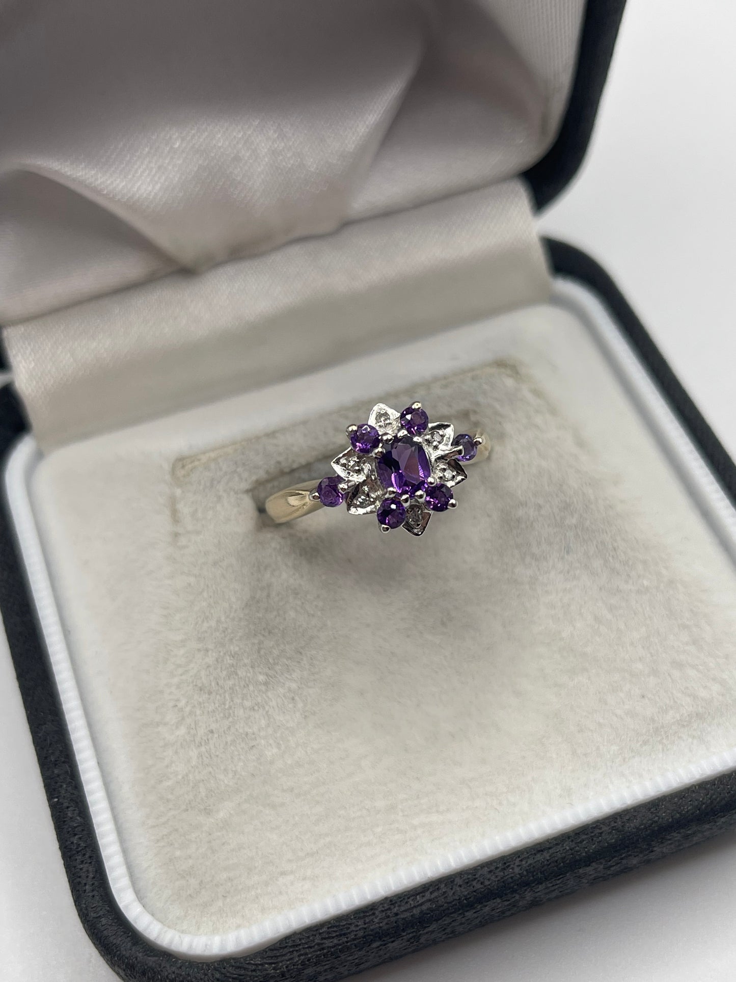9ct gold amethyst and diamond ring