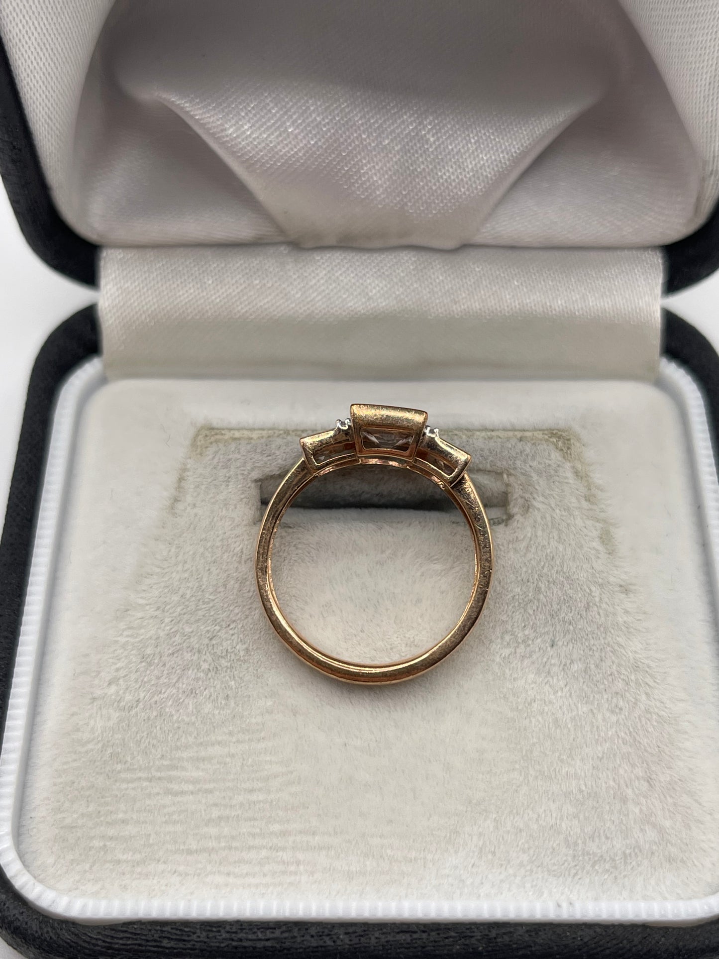 9ct rose gold morganite and diamond ring