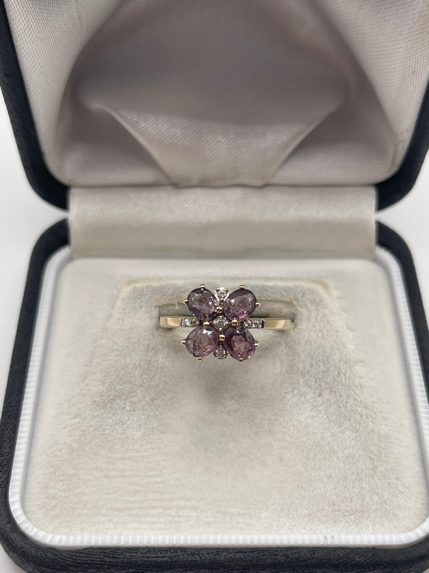 9ct gold spinel and zircon ring