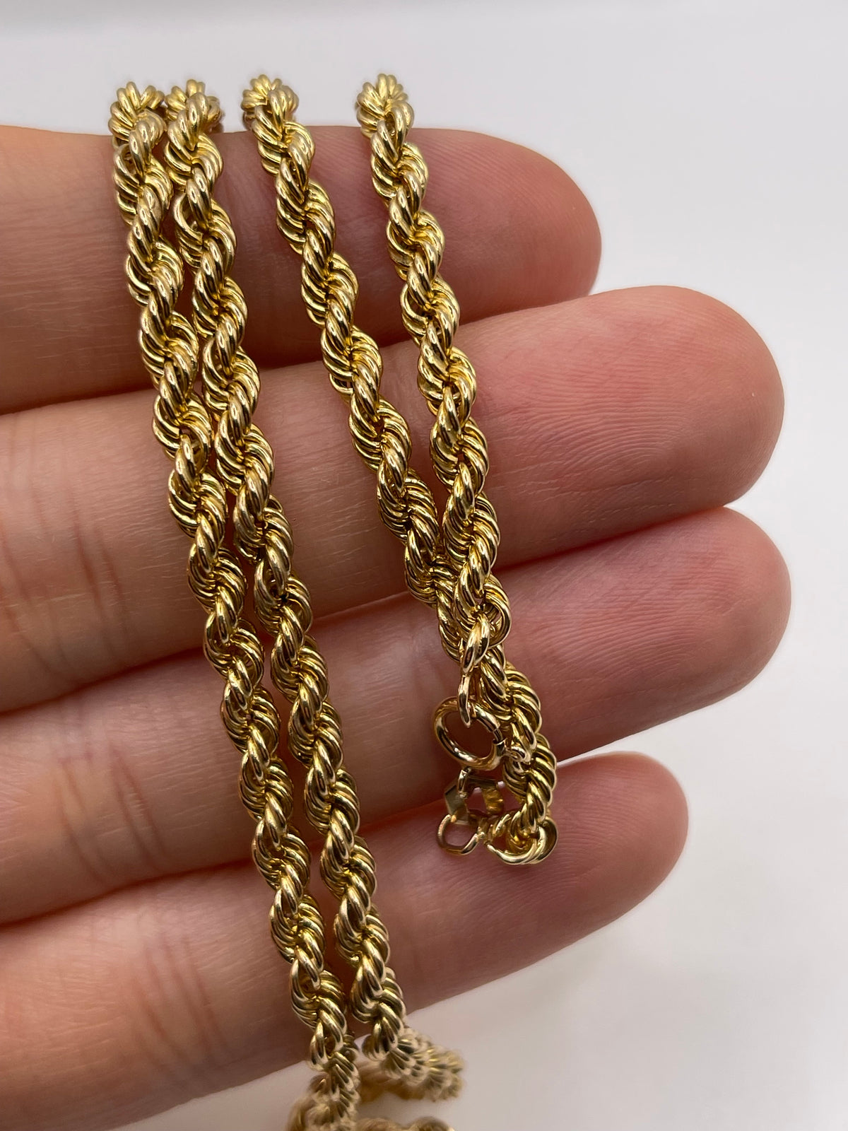 9ct gold chain 634