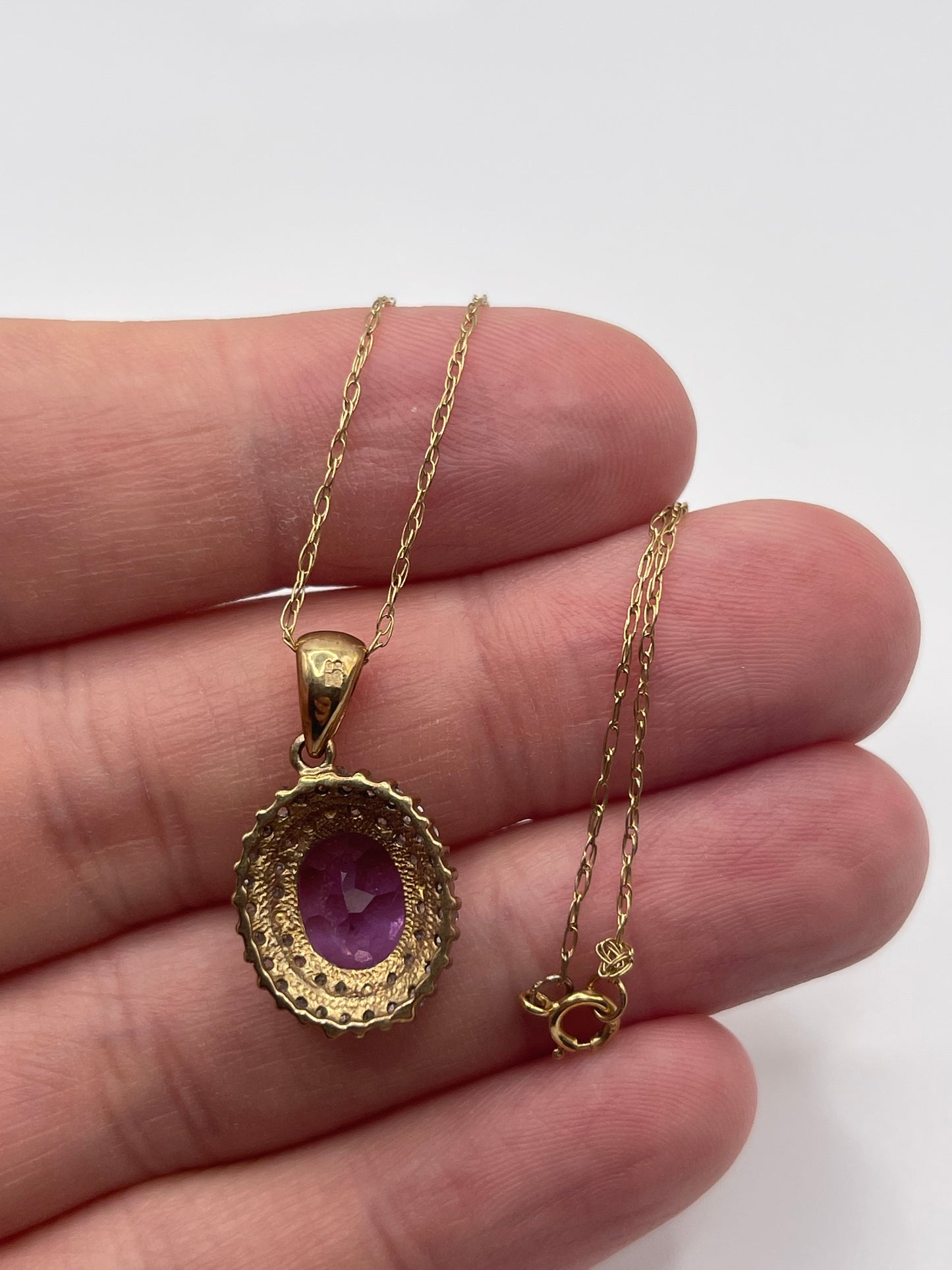 9ct gold amethyst and diamond necklace