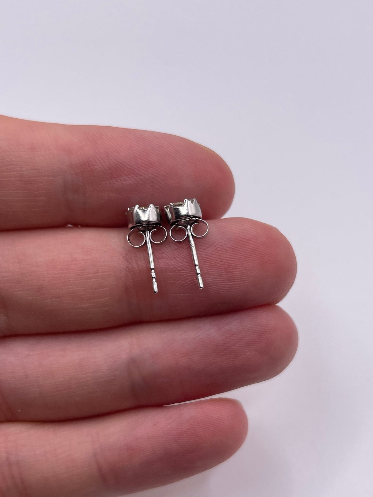 9ct white gold diamond earrings