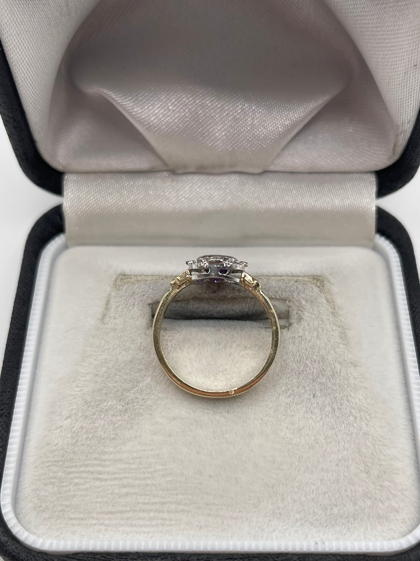 9ct gold amethyst and diamond ring