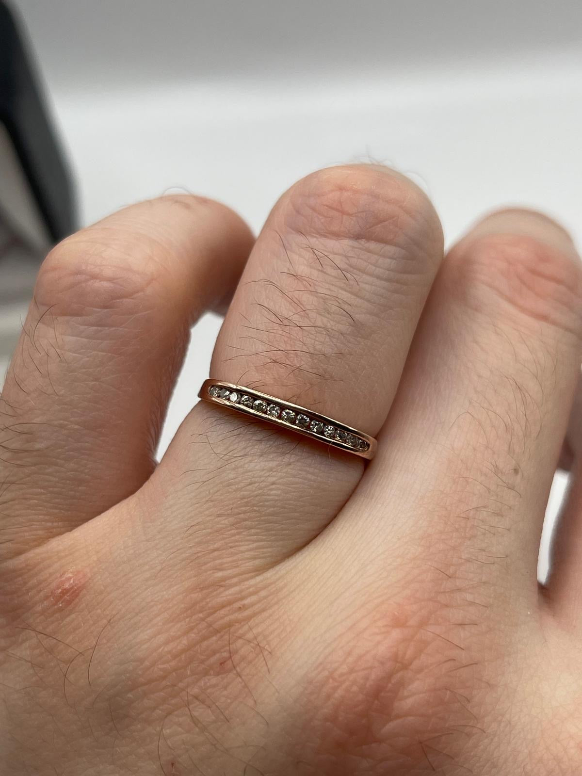 9ct rose gold diamond ring