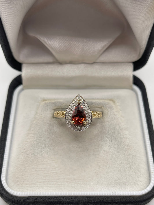 9ct gold tourmaline and diamond ring