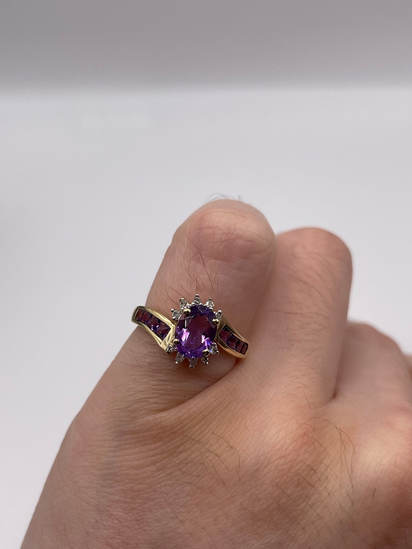 9ct gold amethyst and diamond ring