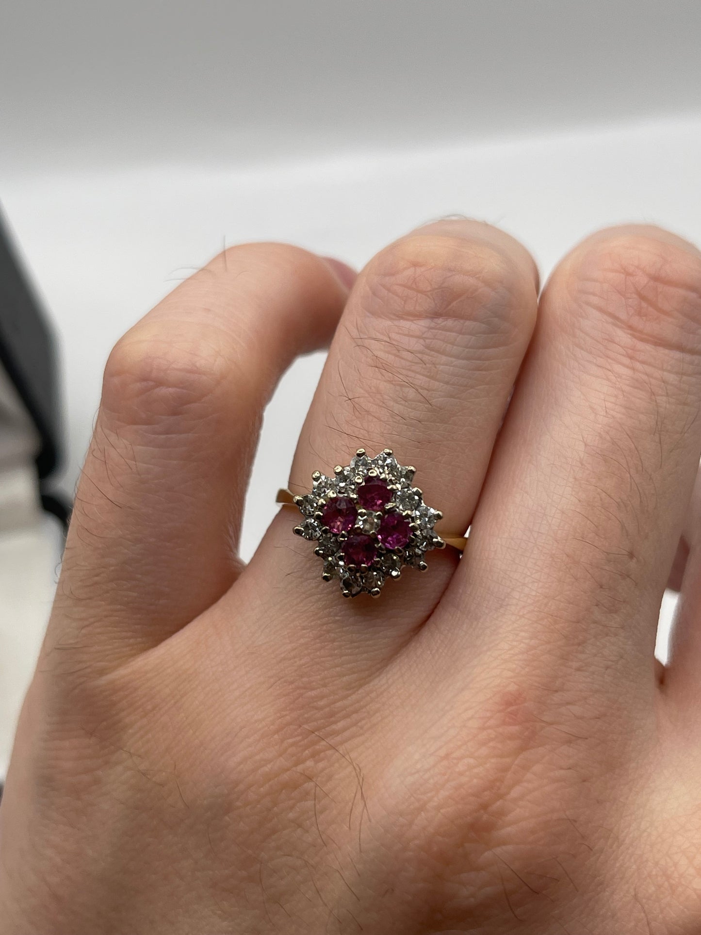 18ct gold ruby and diamond ring