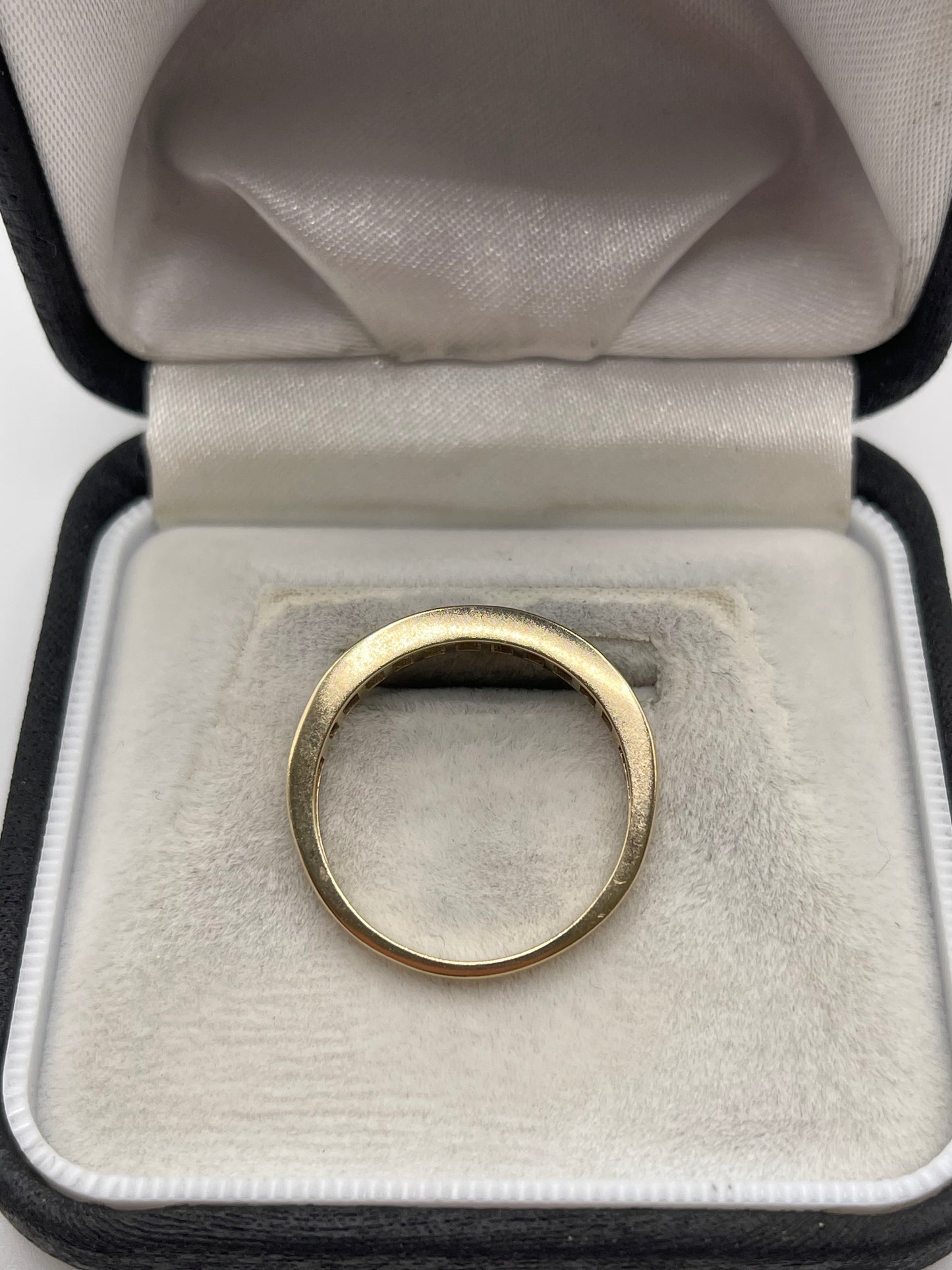 9ct gold tanzanite ring
