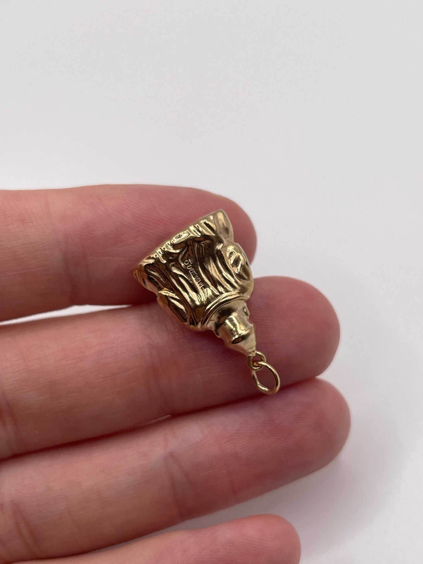 9ct gold Buddha charm