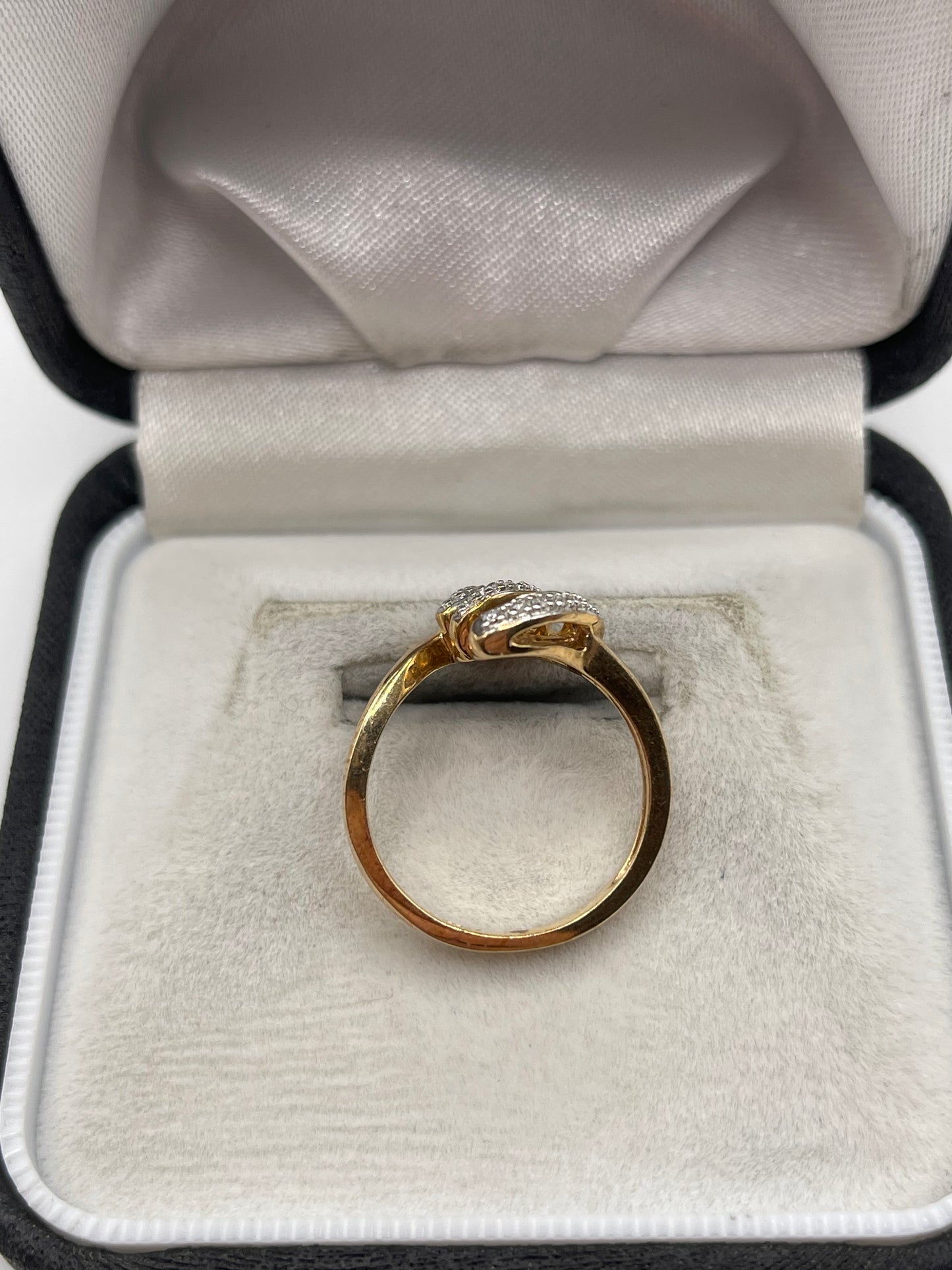 9ct gold diamond spiral ring